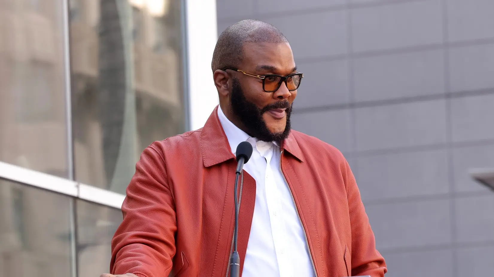 Tajler Peri-694fa7d0bdf1c.webp