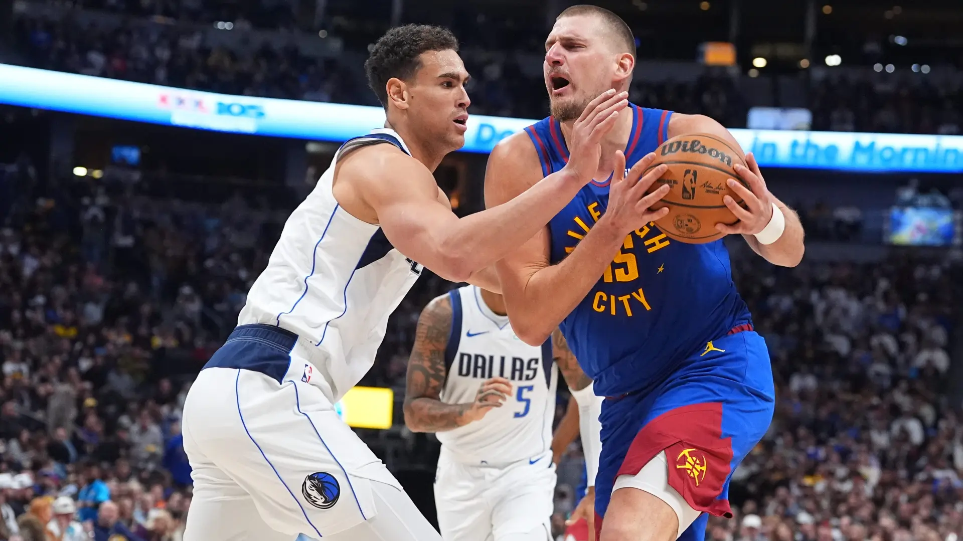 Tan2025-12-0205532095_3 nikola jokic dalas denver AP PhotoDavid Zalubowski-692e93acc3c17.webp