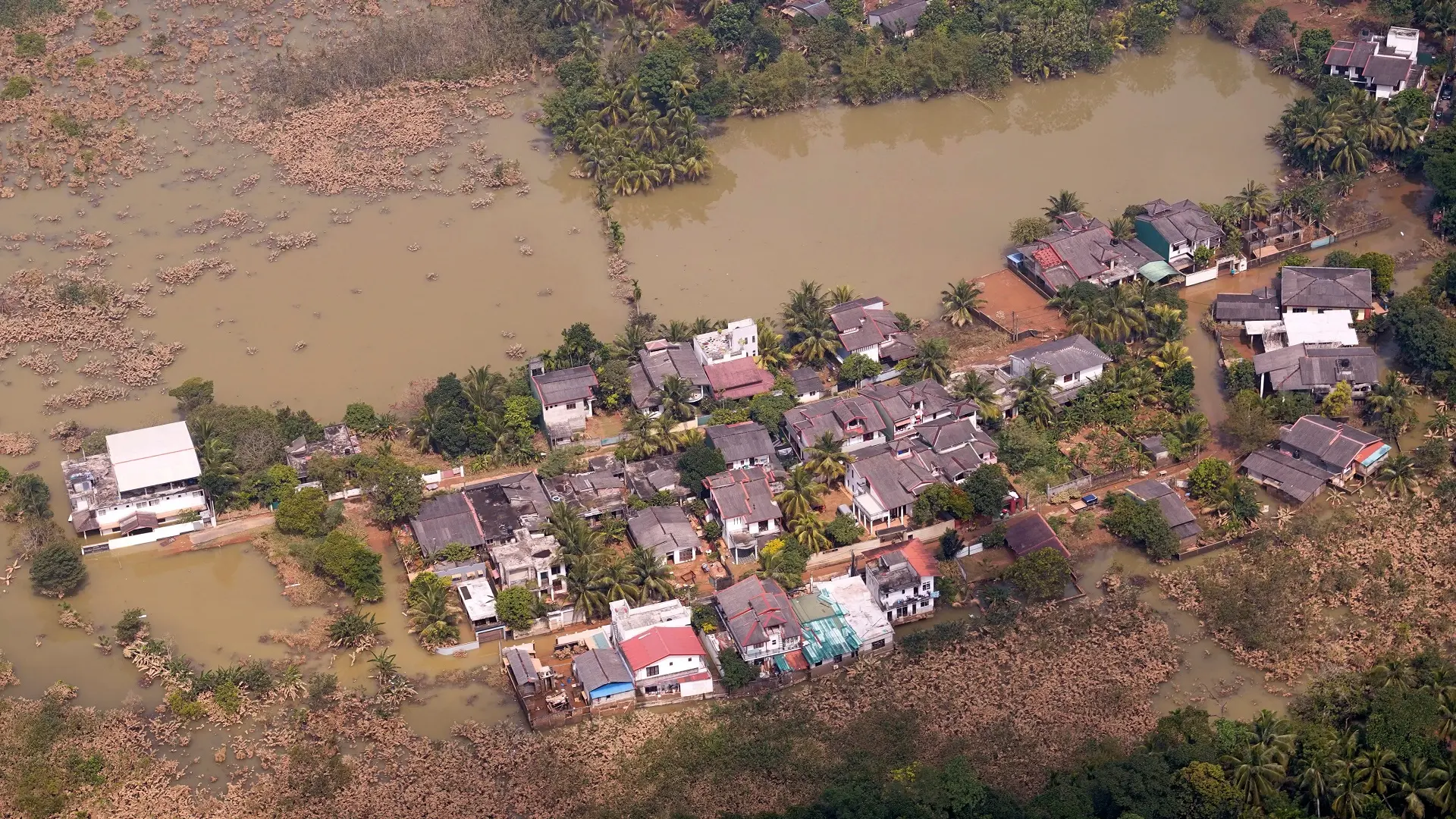 ciklon ditva, šri lanka, poplava poplave, 2 dec 2025 - Reuters-69319415d480e.webp