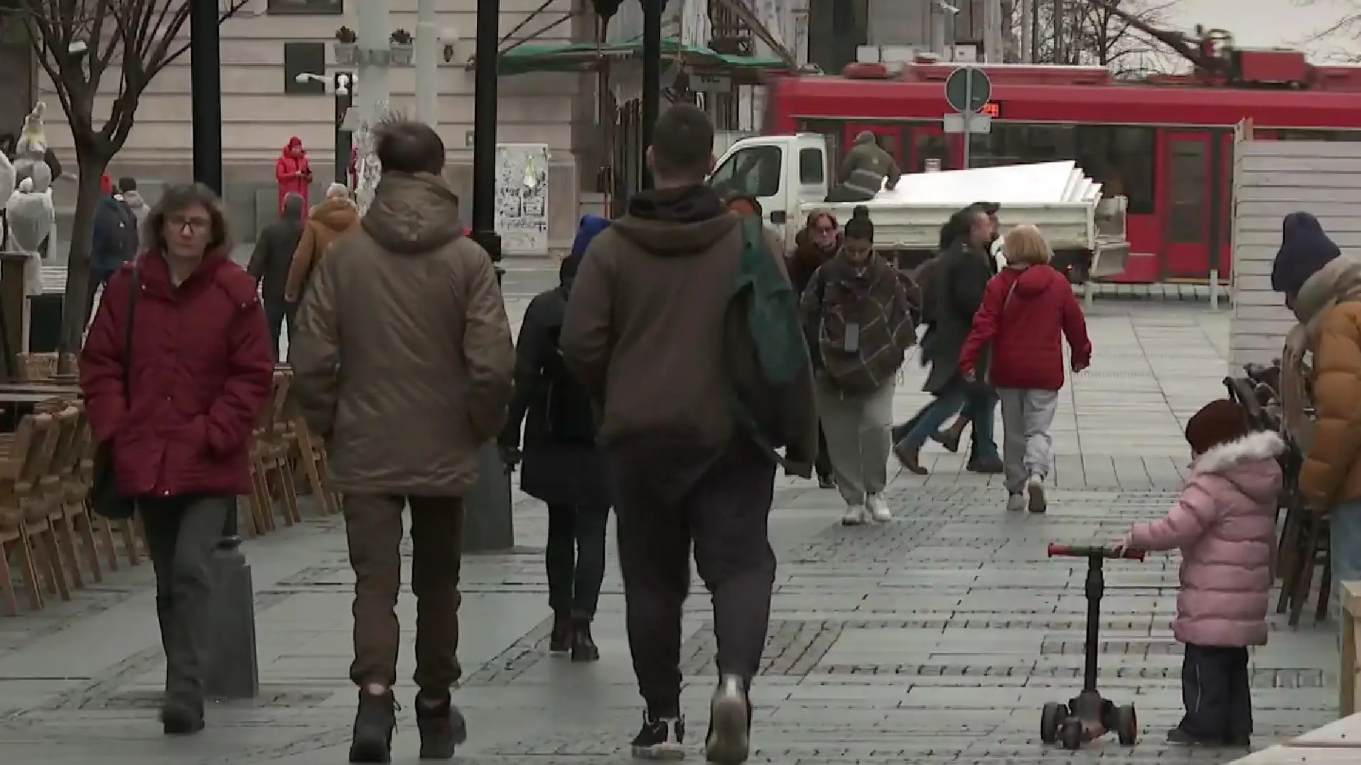 ljudi, šetnja, zima, Beograd-693b09356679e.webp