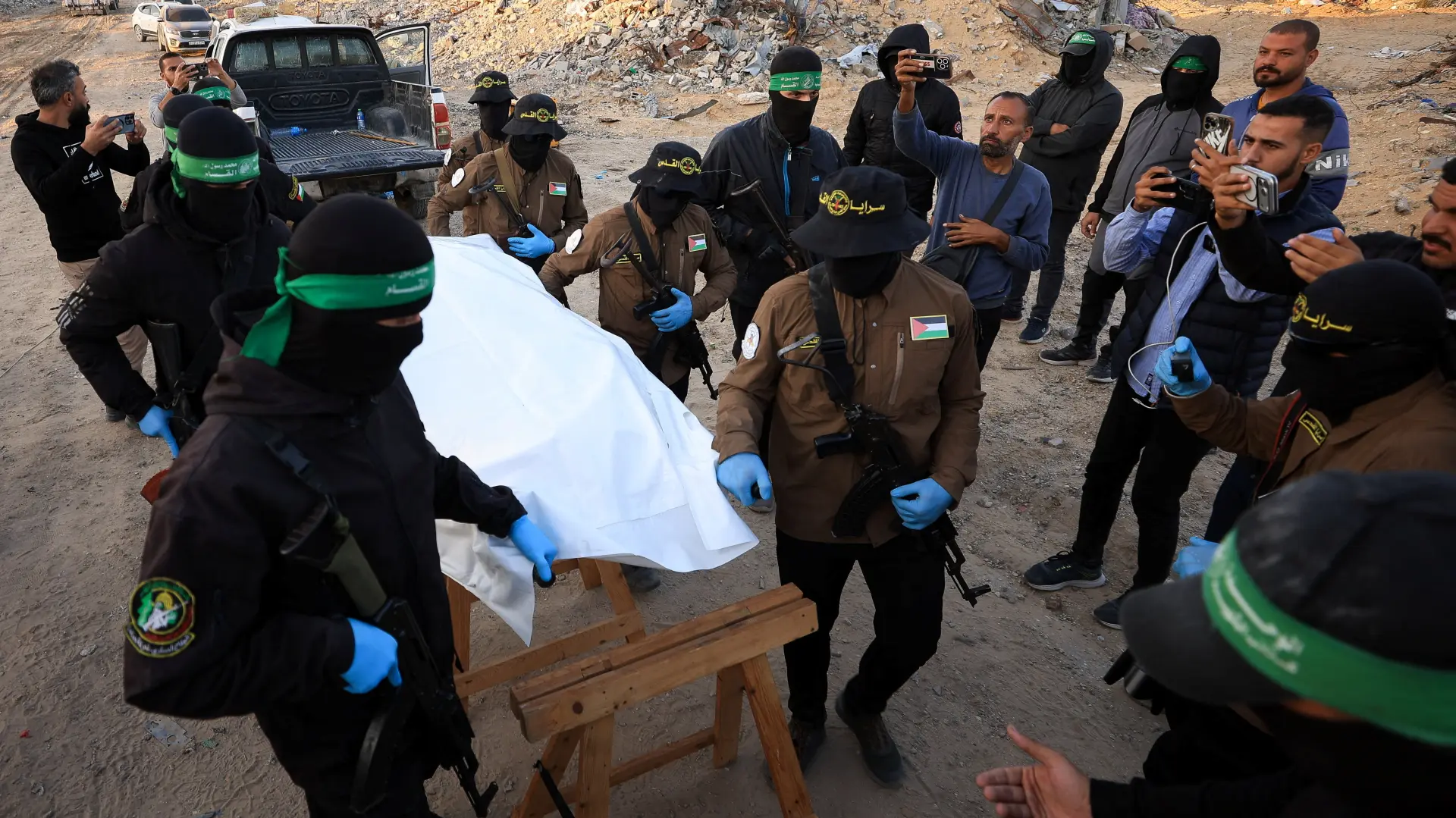 telo taoca, taoci, izraelski taoci, izrael, hamas, predaja tela - 3 dec 2025 - Reuters-69318a2971b26.webp