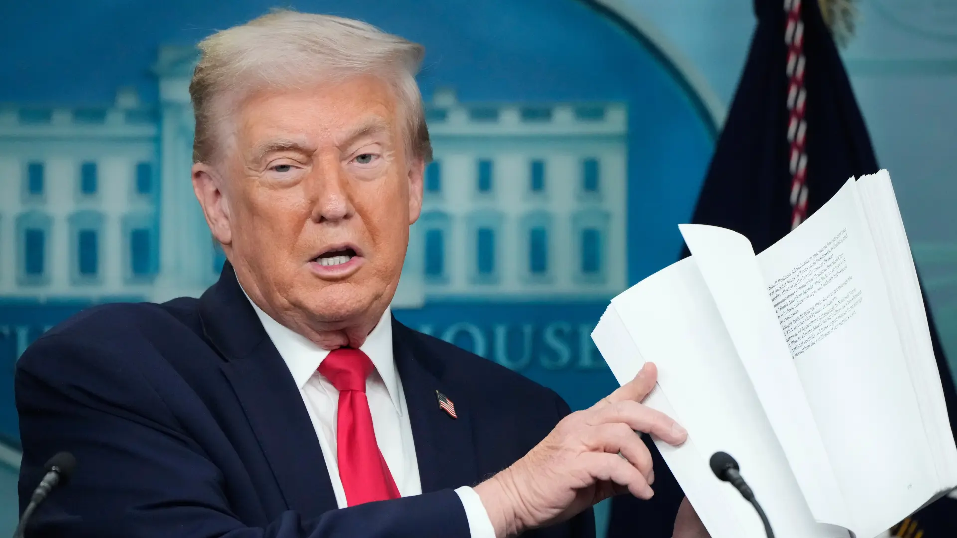 Donald Tramp (4)-6970b2f109d56.webp