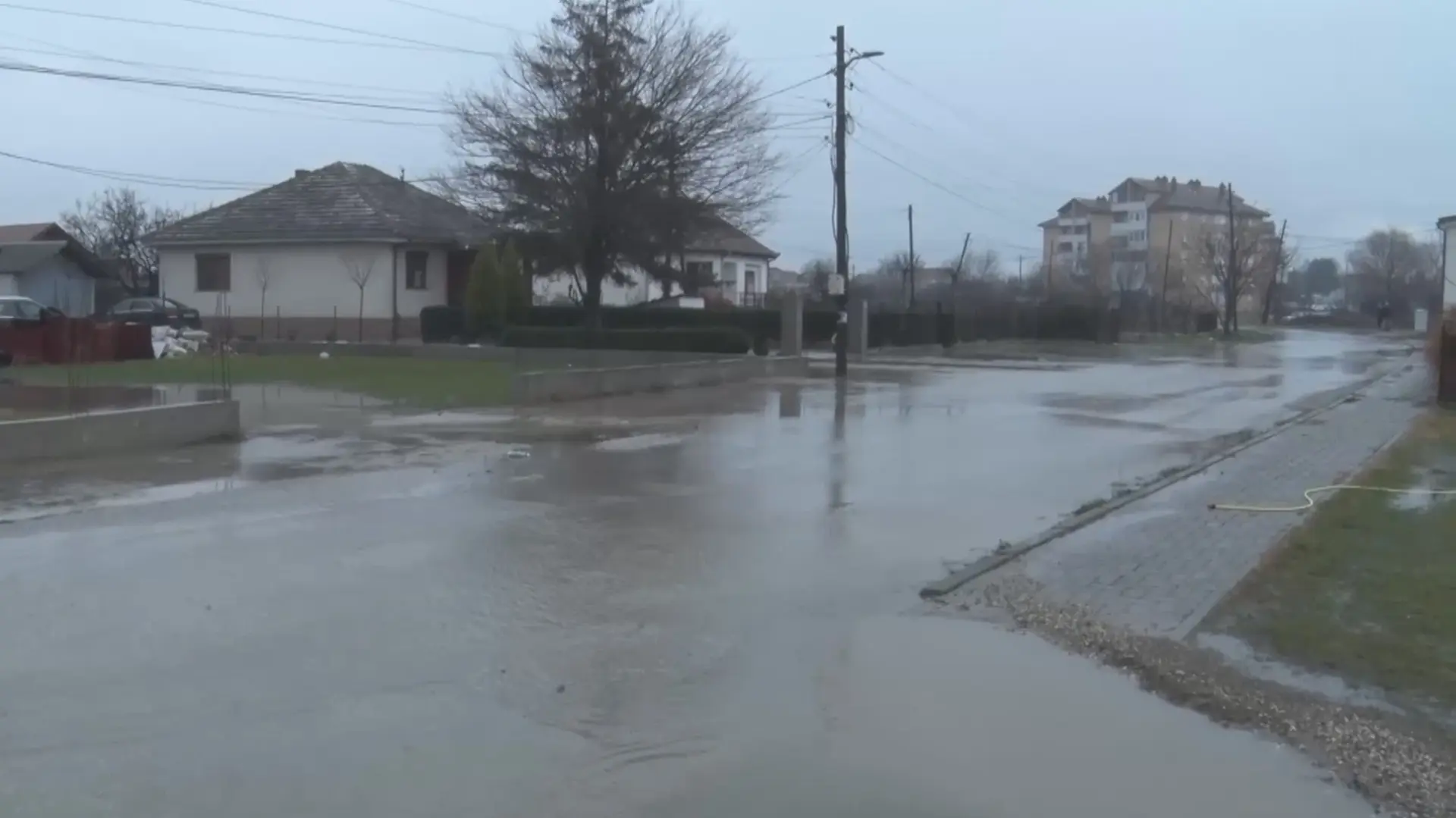 Izlila se reka Sitnica (2)-69626273f370d.webp