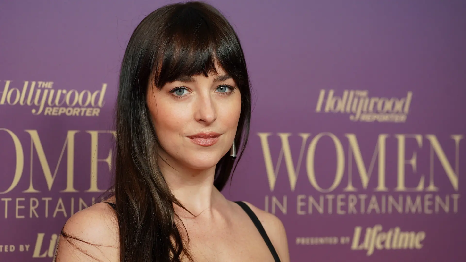 Jordan StraussInvisionAP dakota džonson-69771ed497f82.webp