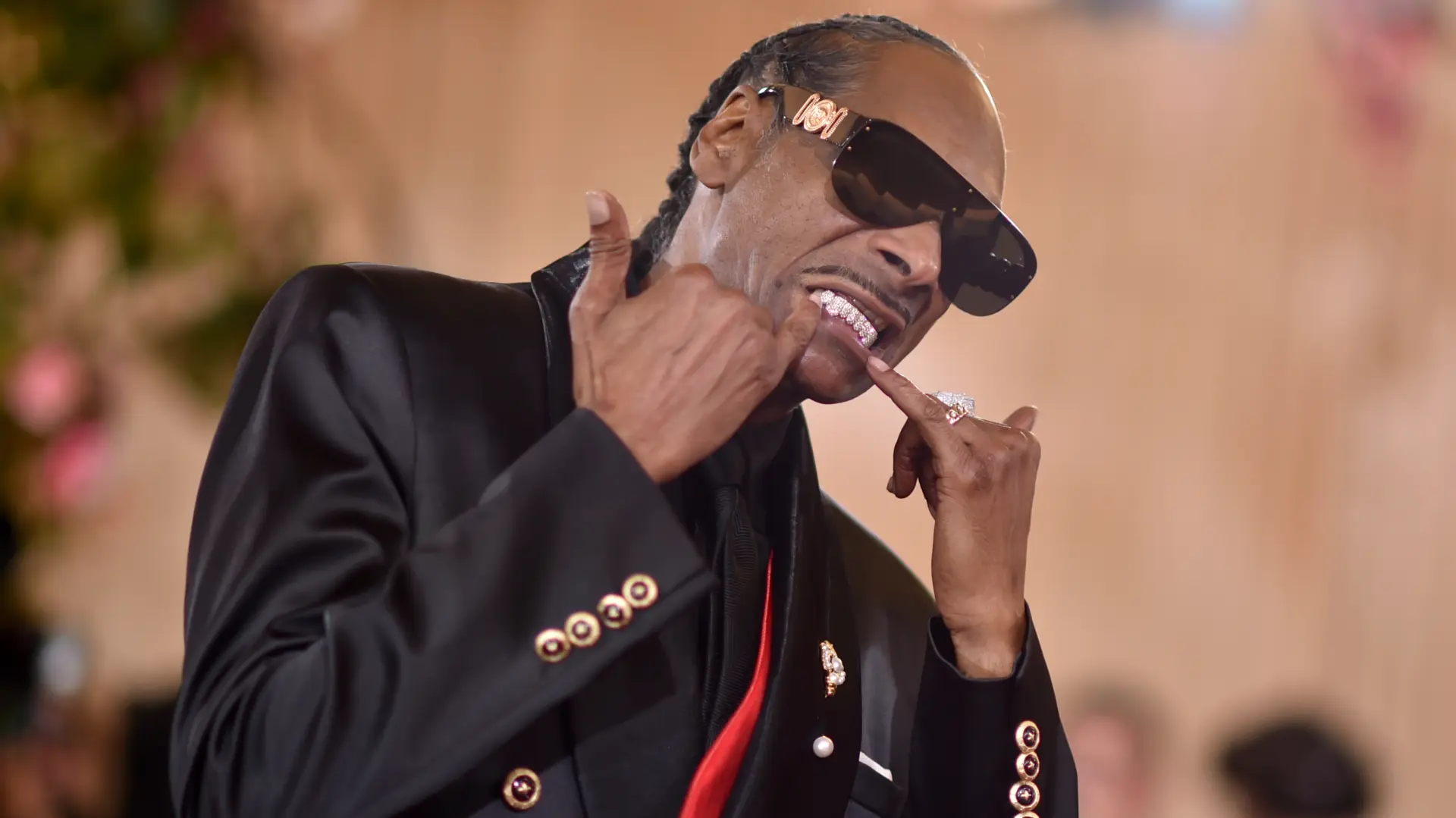 Richard ShotwellInvisionAP) snup dog-6964bcfd60f2c.webp