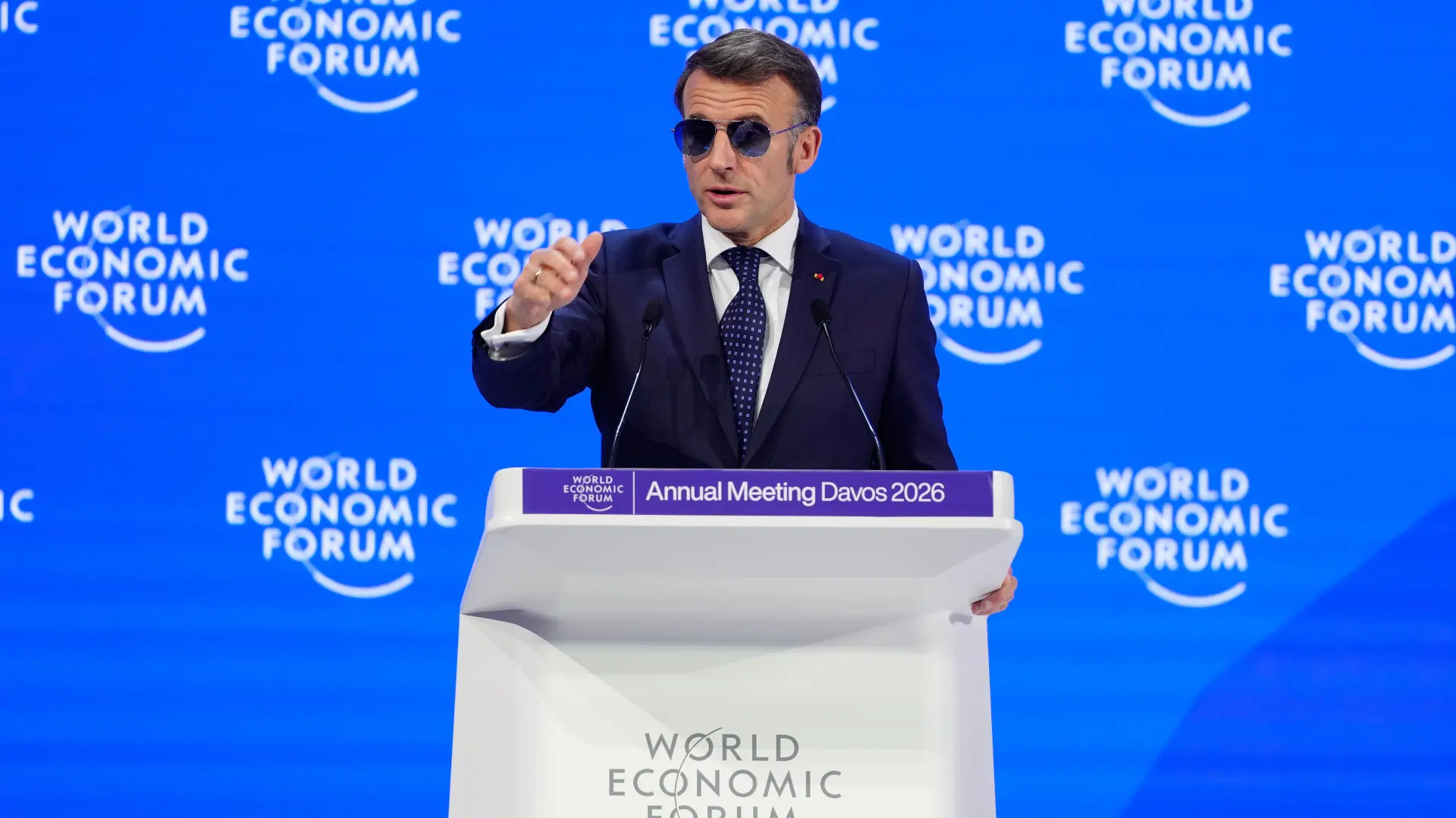 TANJUG, AP, Emanuel Makron forum u Davosu (2)-696f8c6626322.webp