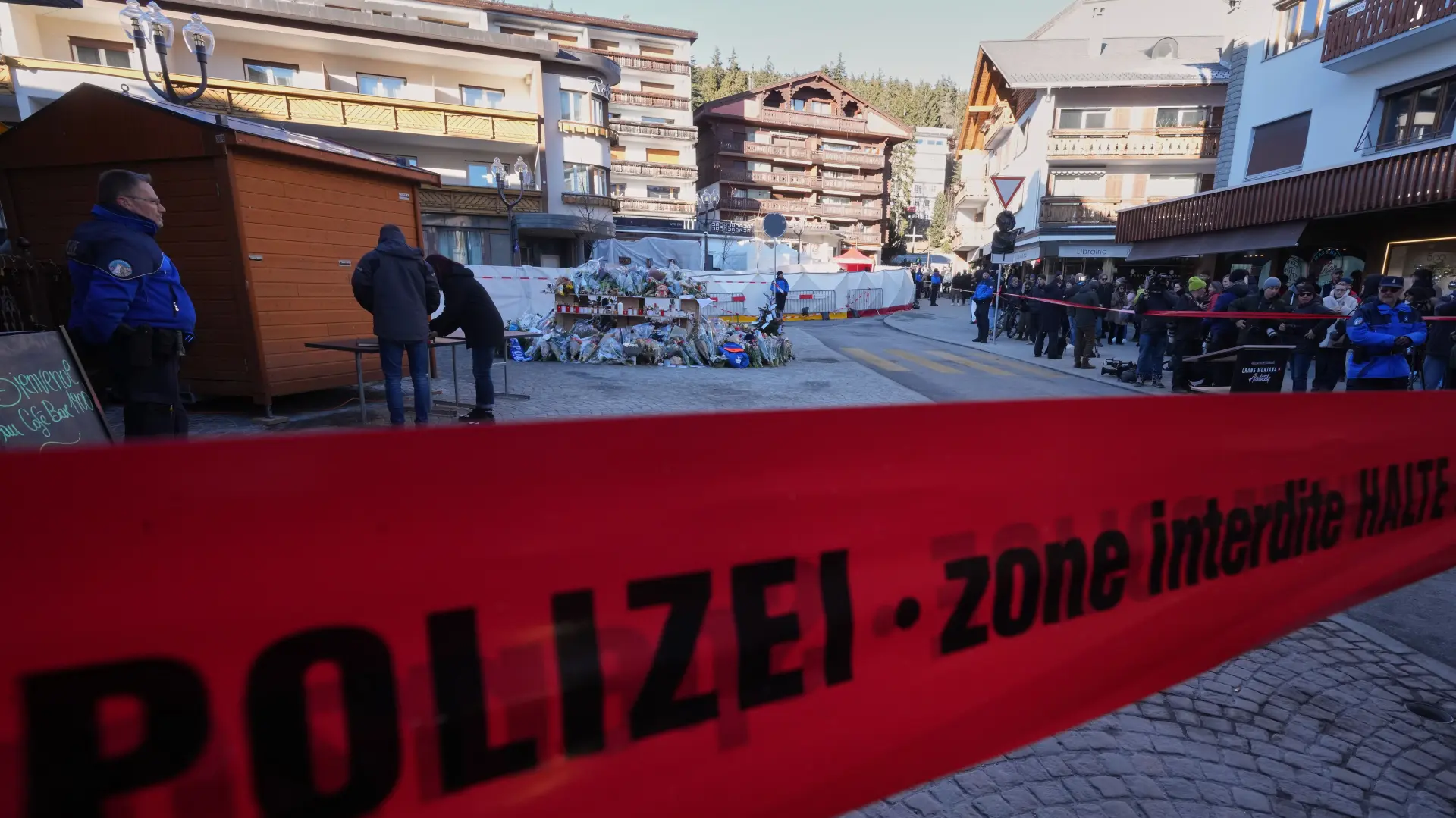 Tan2026-01-0316501841_0 pozar svajcarska AP PhotoAntonio Calanni-69593f061bc55.webp