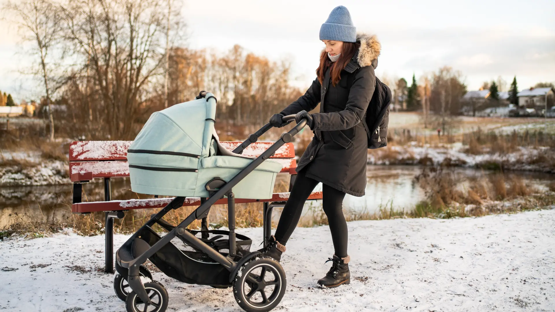 beba kolica zima sneg majka-6956c335ca7b7.webp