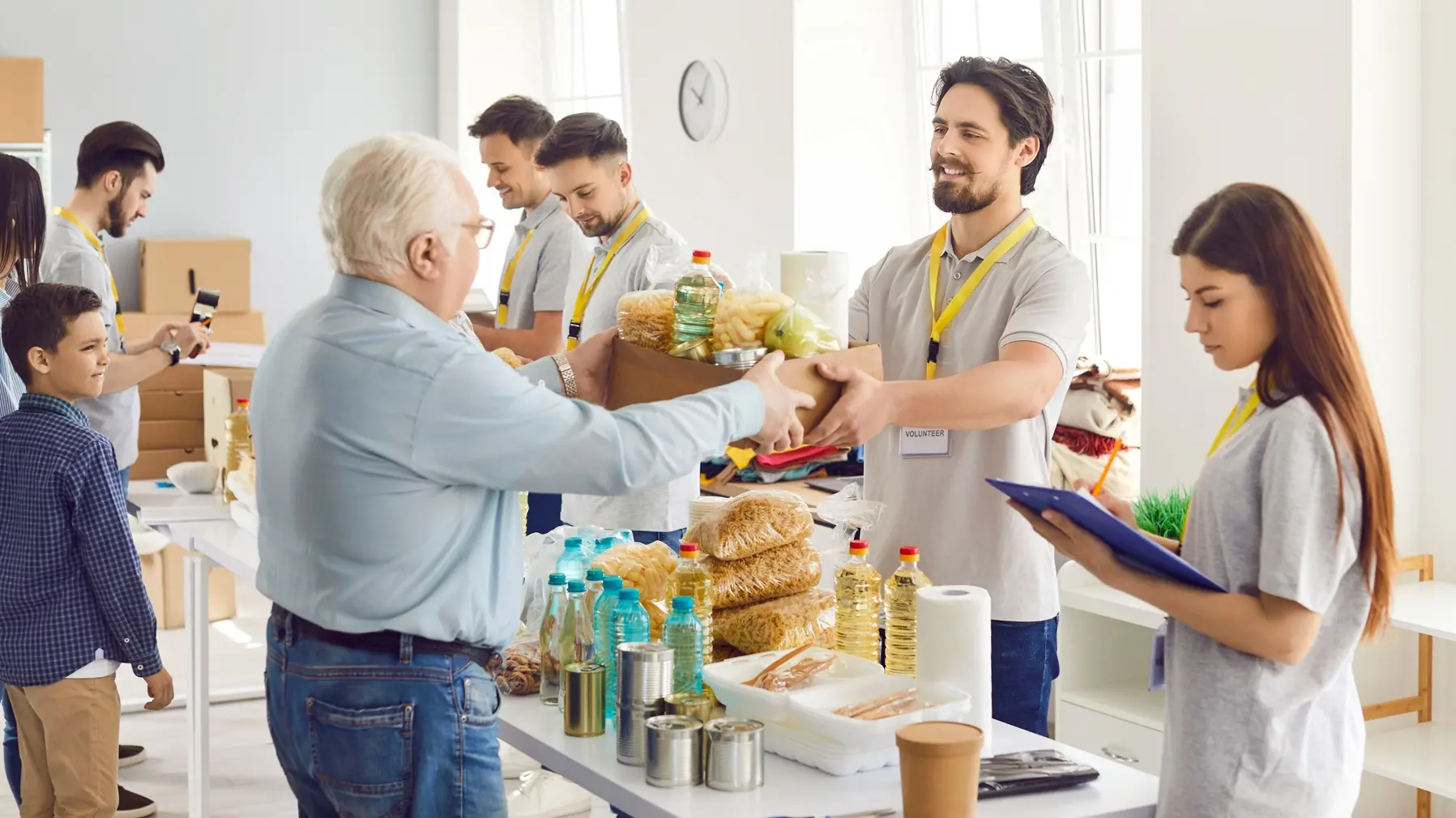 doniranje donacija banka hrane, hrana - shutterstock_2577400221-695804f608852.webp