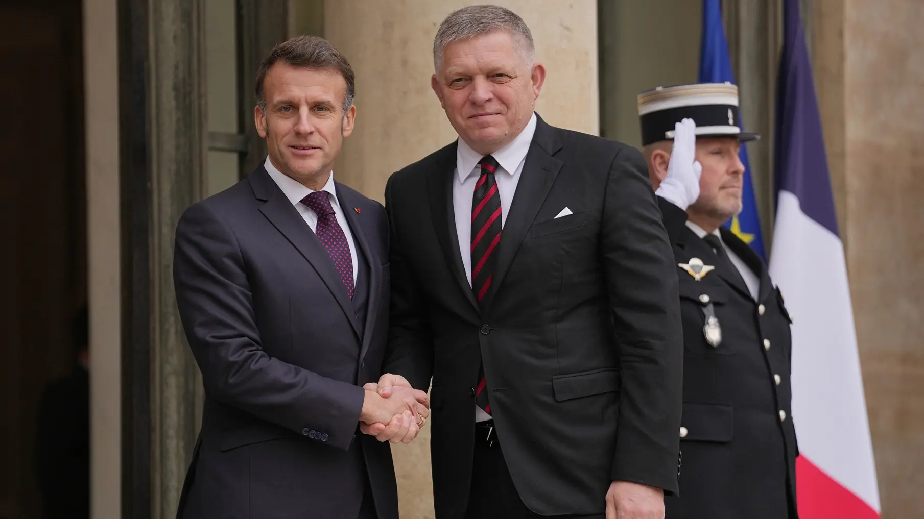 emanuel makron, robert fico - 29 jan 2026 - AP Photo Thibault Camus - AP26029454414128-697b9ad18e9cd.webp