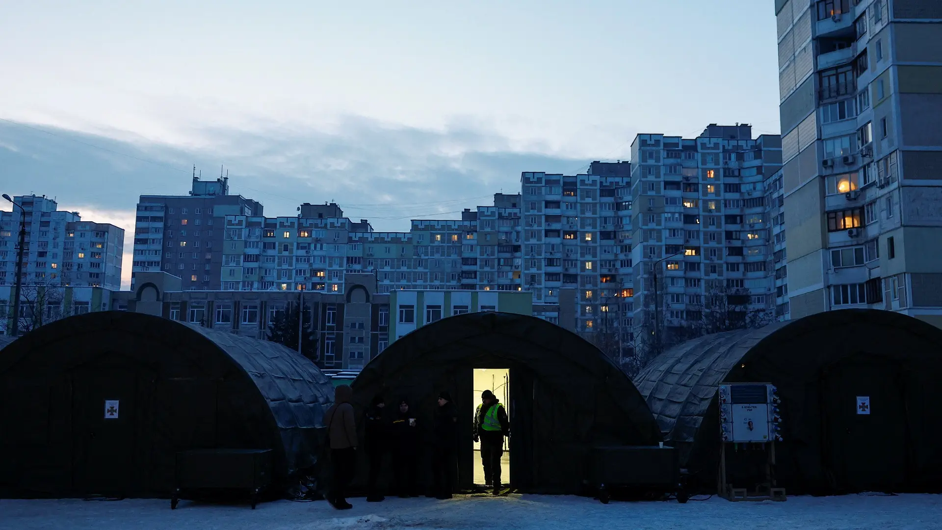 kijev, nestanak struje električne energije u kijevu, ukrajina, rat u ukrajini - 25 jan 2026 - REUTERS - 2026-01-25T172917Z_896559317_RC2E8JAT5DW1_RTRMADP_3_UKRAINE-CRISIS-COLD-KYIV-6977754ccecf0.webp