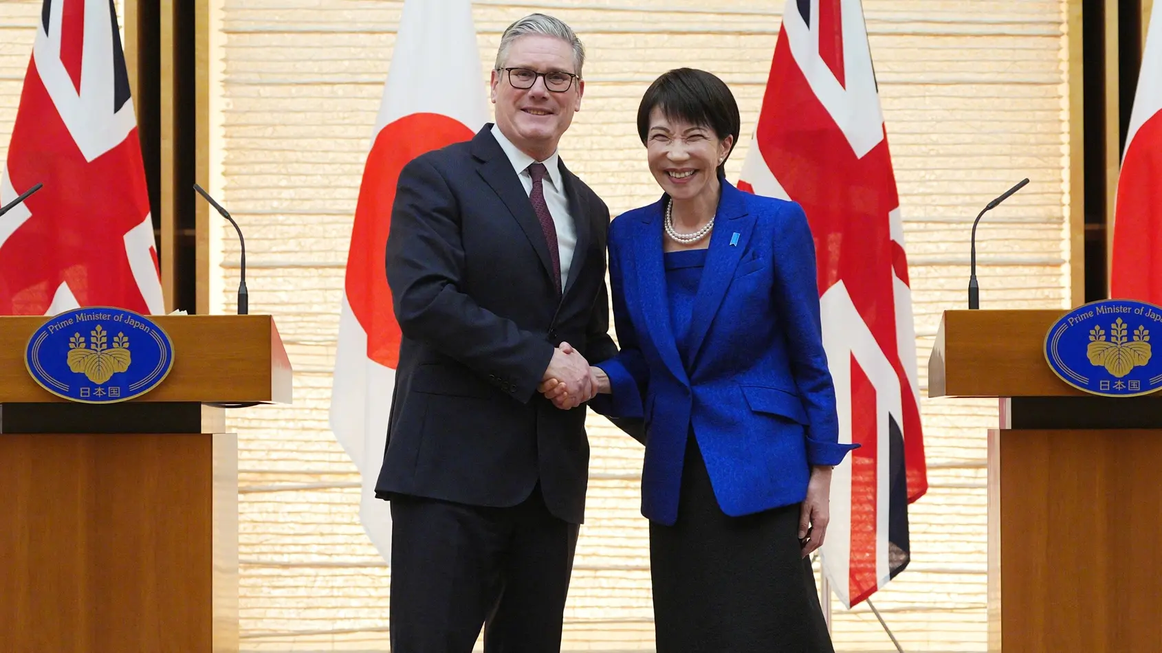 kir starmer, sanae takaiči, 31 jan 2026 - Carl Court Pool via REUTERS - 2026-01-31T115913Z_197758707_RC2BCJAGOZ7G_RTRMADP_3_JAPAN-BRITAIN-697df83eb27b4.webp
