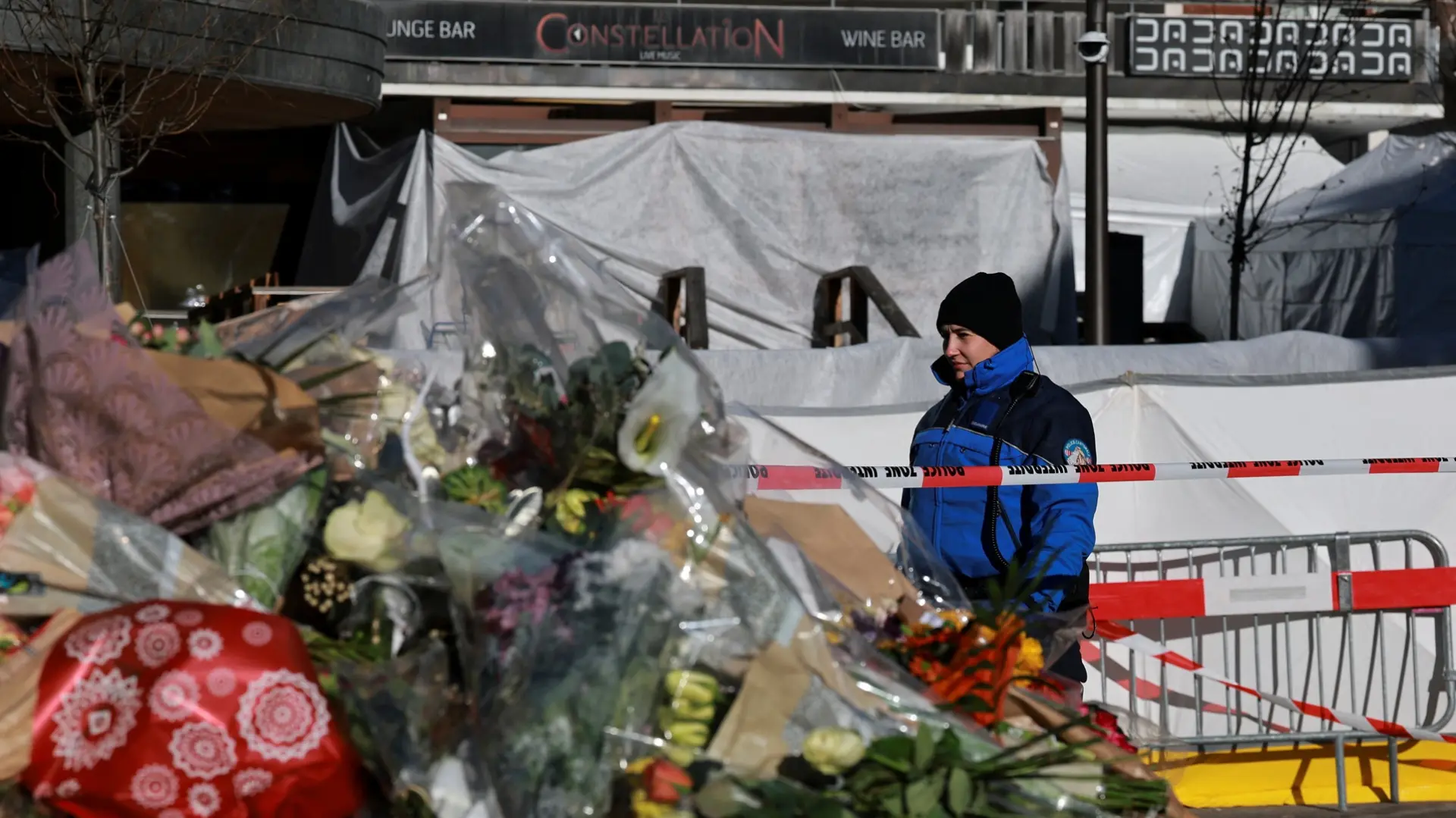 kran montana, eksplozija požar u baru u kran montani, bar konstelasion, constellation, švajcarska, 3 jan 2025 - REUTERS - 2026-01-03T101441Z_4745256_RC2MTIAAZRE8_RTRMADP_3_SWITZERLAND-BLAST-6958f49238518.webp