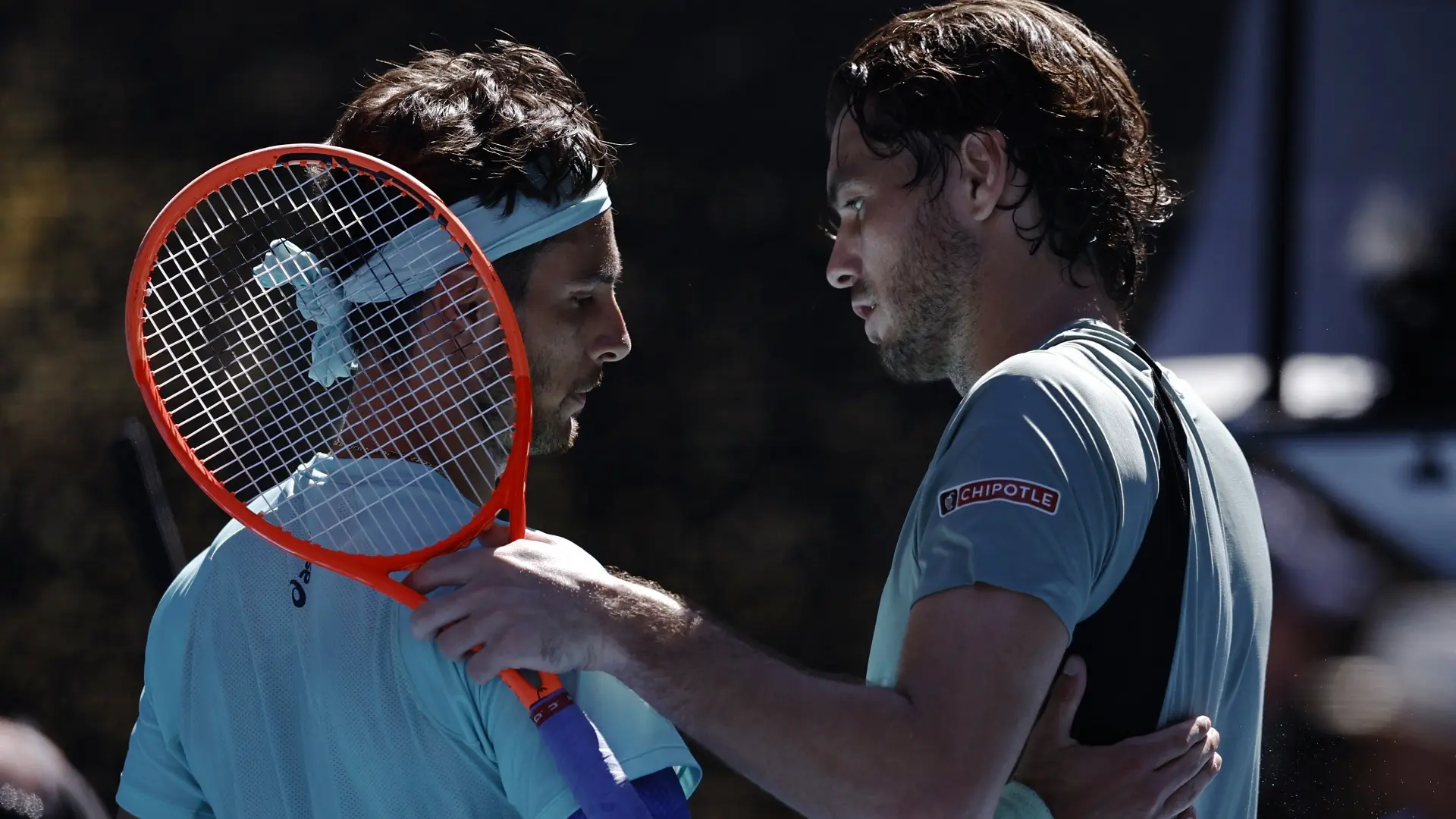 lorenco muzeti, tejlor fric - 26 jan 2026 - REUTERS - 2026-01-26T053832Z_1581760036_UP1EM1Q0FO6FY_RTRMADP_3_TENNIS-AUSOPEN-6977245047e38.webp