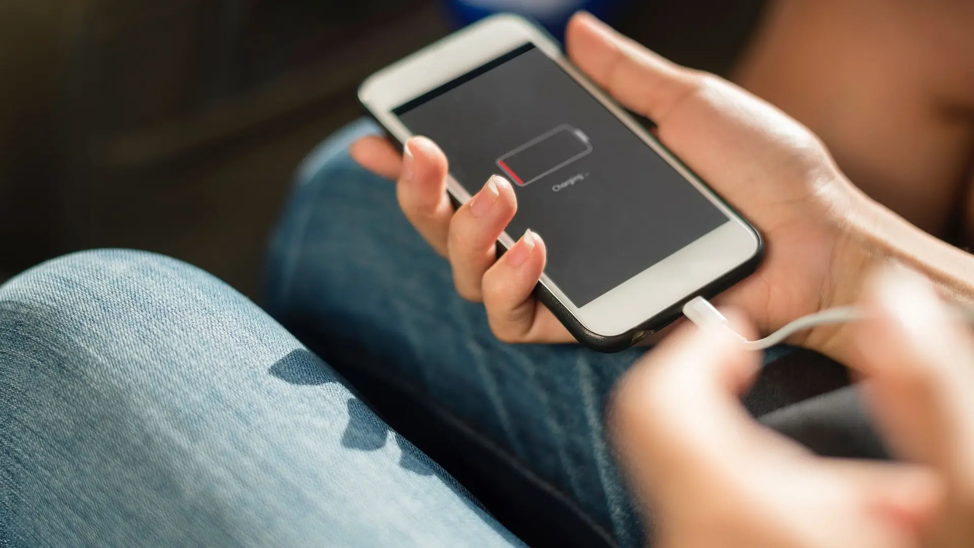 punjenje mobilni telefon-6979e8a8da864.webp