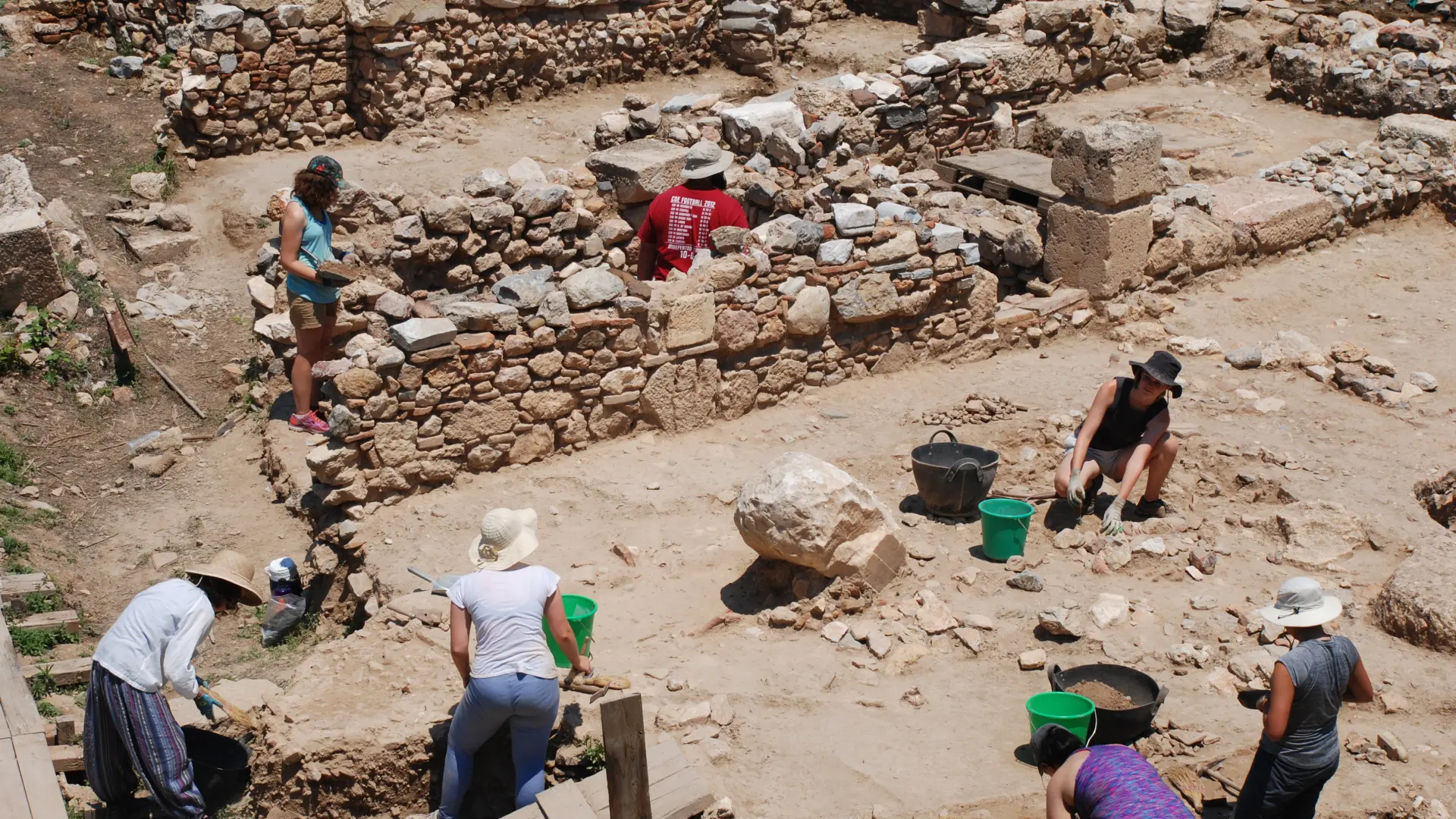 shutterstock, grčka, arheolozi, arheološko nalazište-6978ab6644044.webp