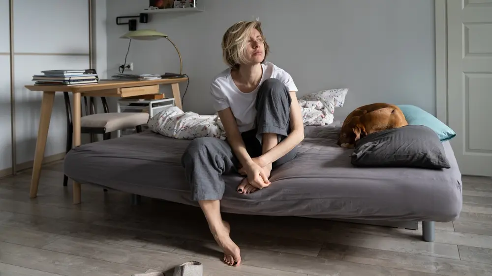 shutterstock, menopauza, žena, usamljenost, depresija-696e3ac198eb0.webp