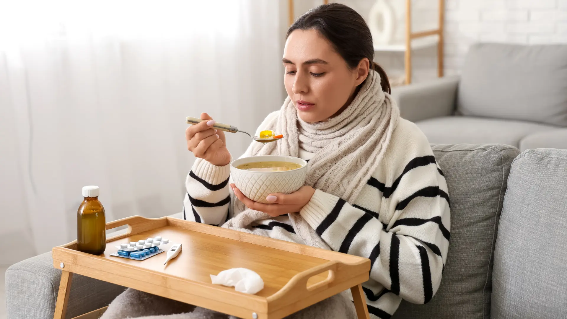 shutterstock_2653124789 supa domaća prehlada grip zima hladnoća virus bolest-6960bc76841df.webp