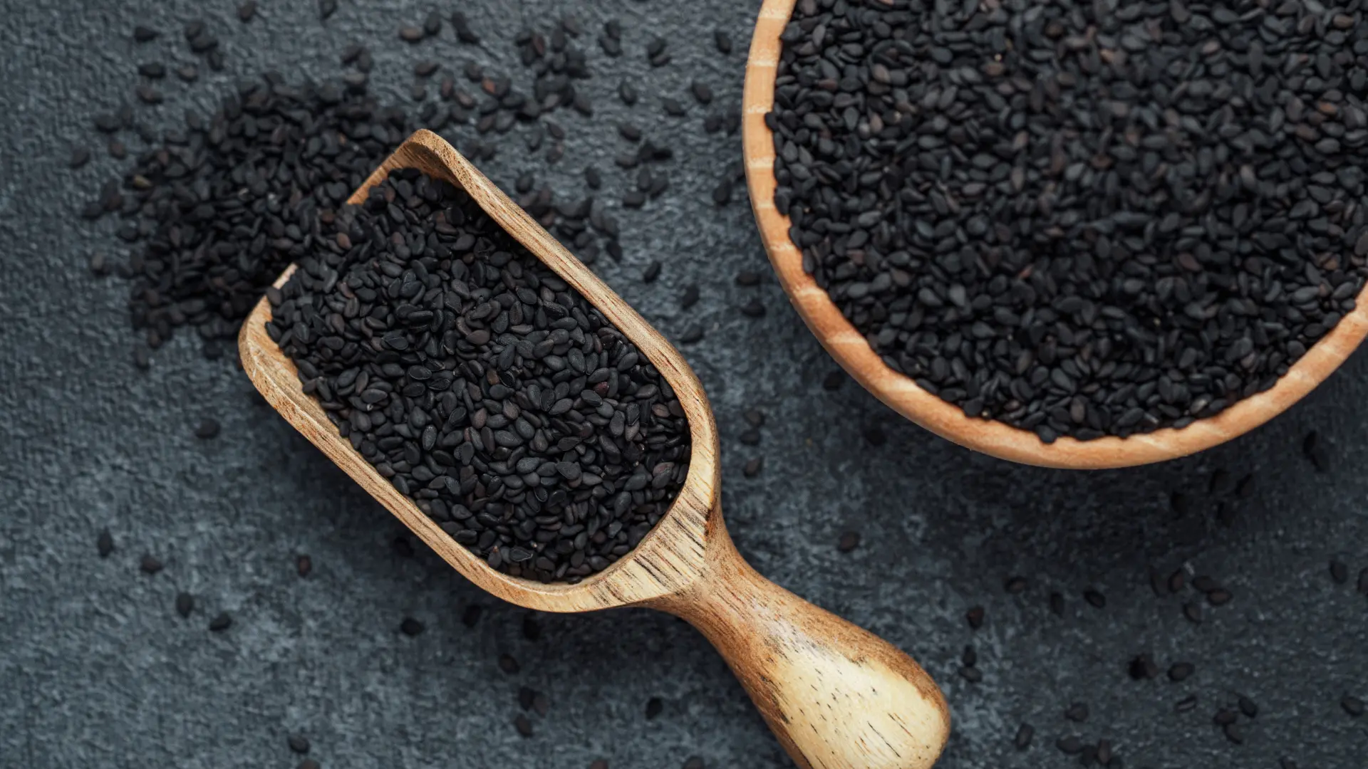 shutterstock_2679290889  crni susam-69661a58196a0.webp