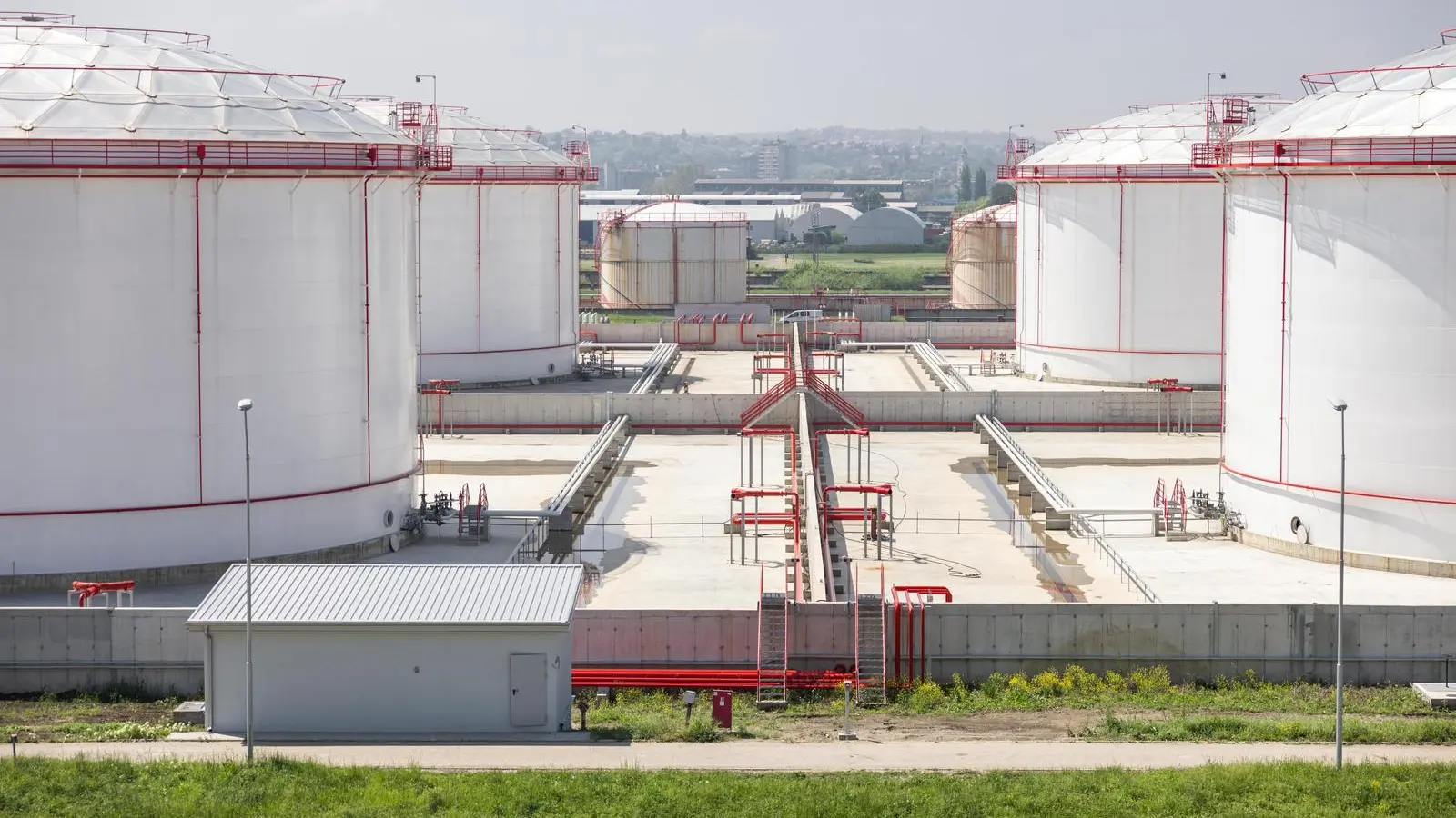 u probni rad puštena četiri rezervoara za skladištenje naftnih derivata, skladište za naftne derivate - 1 jan 2026 - TANJUG Ministarstvo rudarstva i energetike Nenad Kostić (2)-69565677104eb.webp