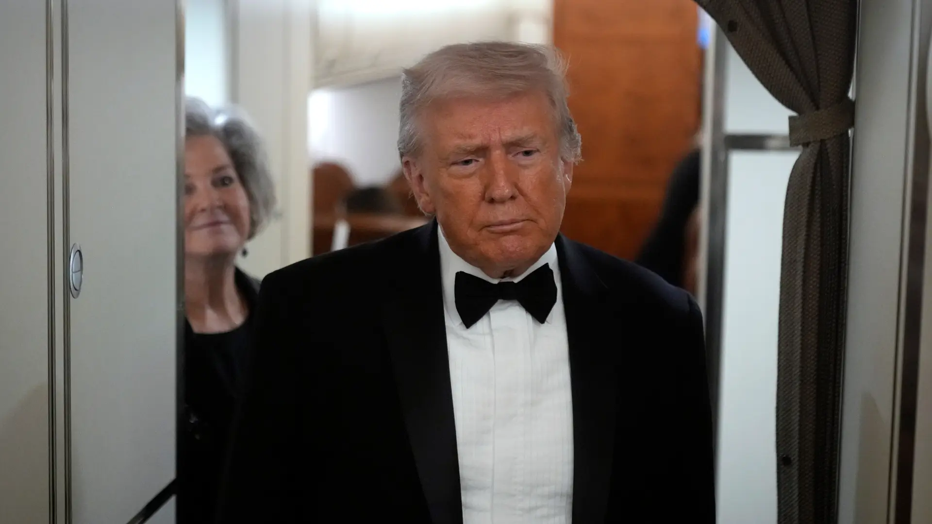 Donald Tramp-697f4d406eeb5.webp