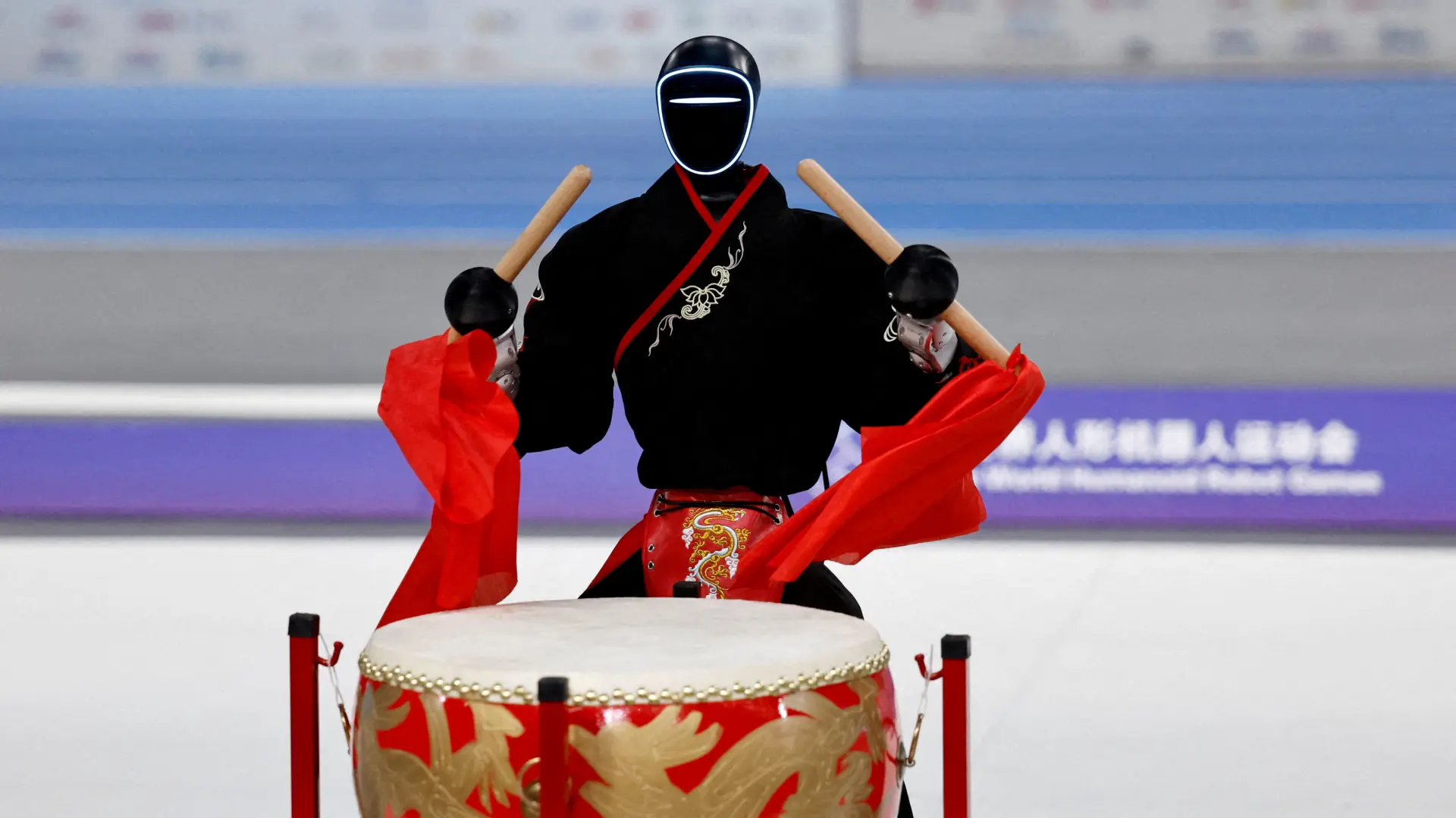 Humanoidni robot Kina-69936d50b10cc.webp