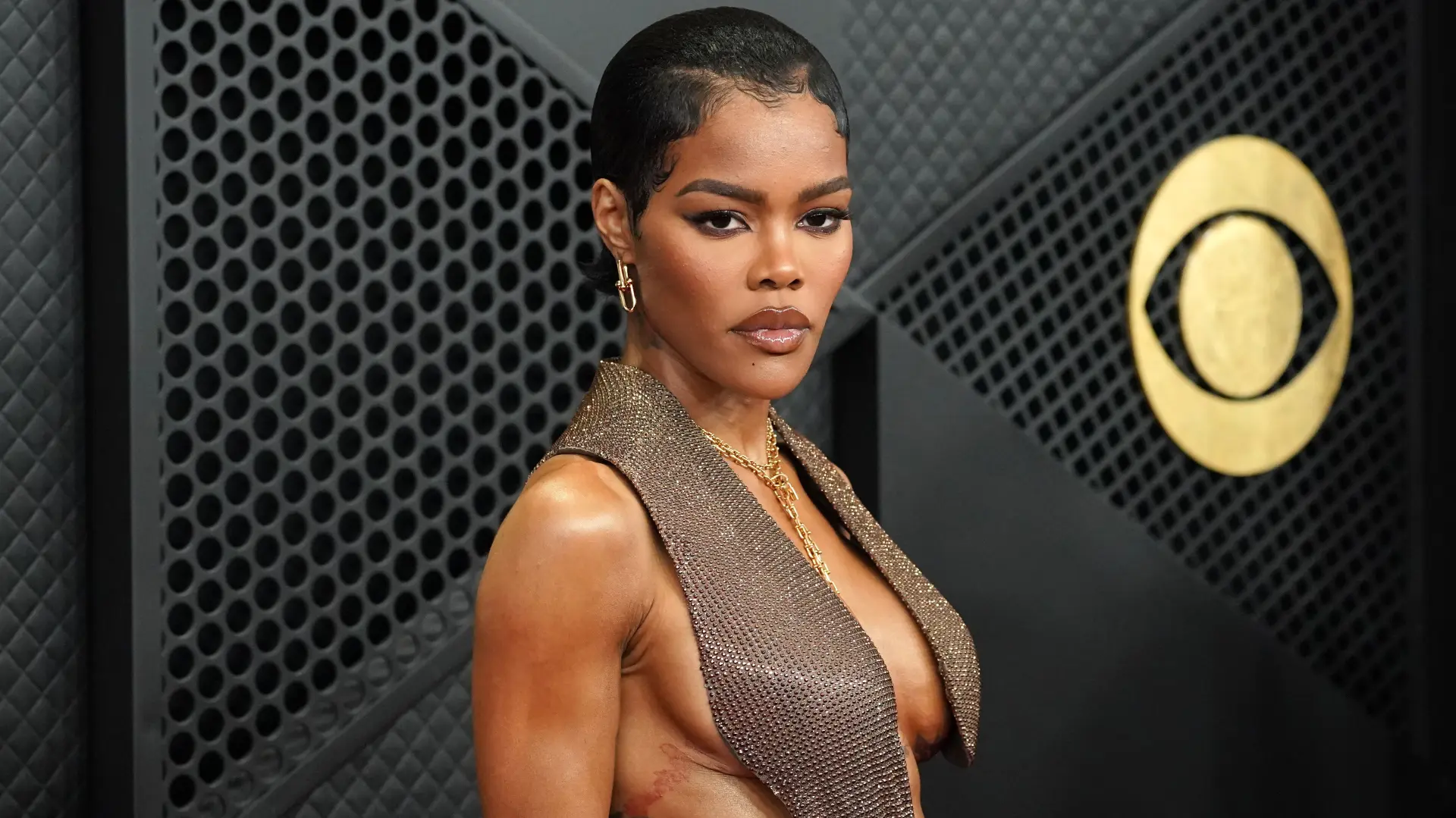 Jordan StraussInvisionAP Tejana Tejlor 4-6980ab51de922.webp