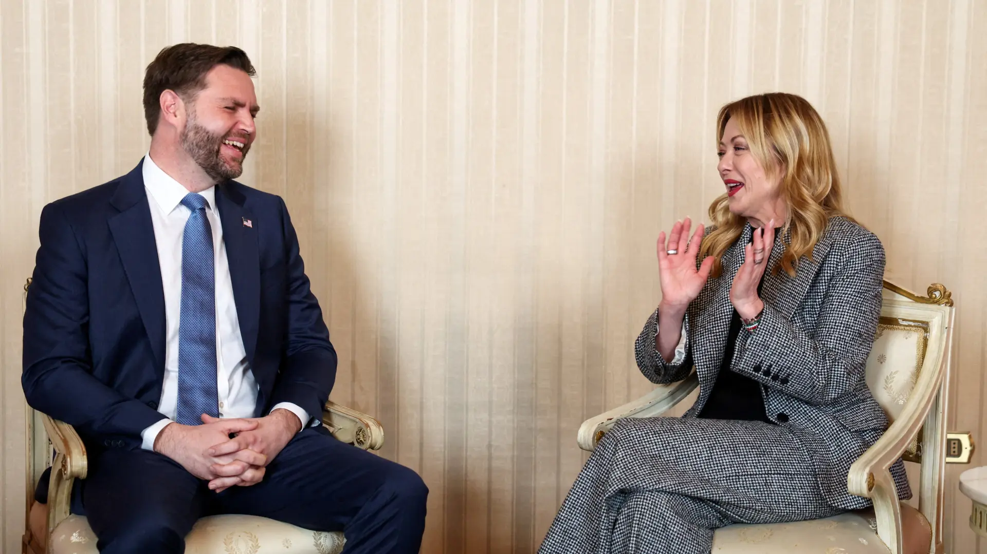 Meloni vens REUTERSKevin Lamarque-6985f9ac5c611.webp