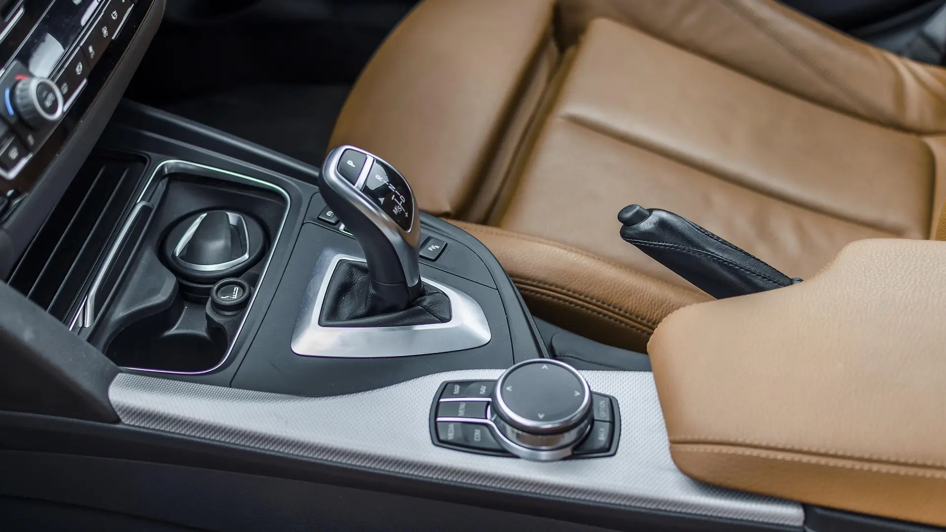 Menjač automobil-699da9ace33ca.webp