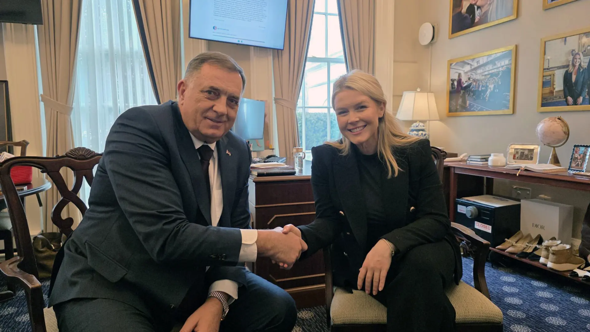 Milorad Dodik i Kerolajn Livit Bela kuća-698753569b888.webp