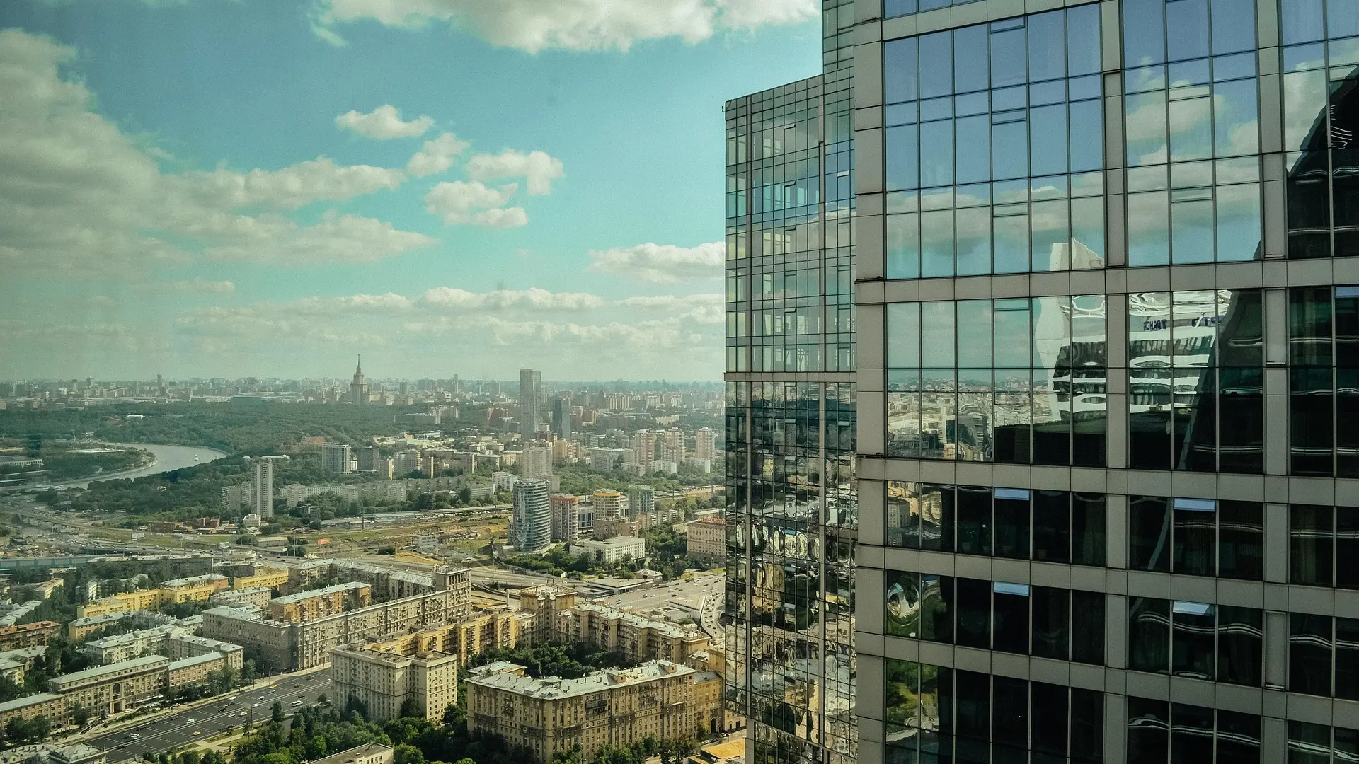 Moskva-siti Pixabay-6989cf68399ed.webp