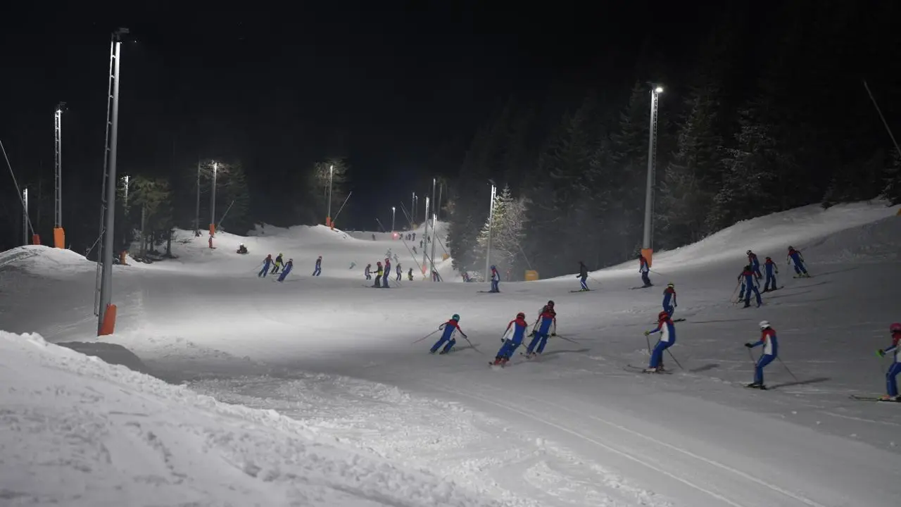 PRACA 6-698f7362b23fe.webp