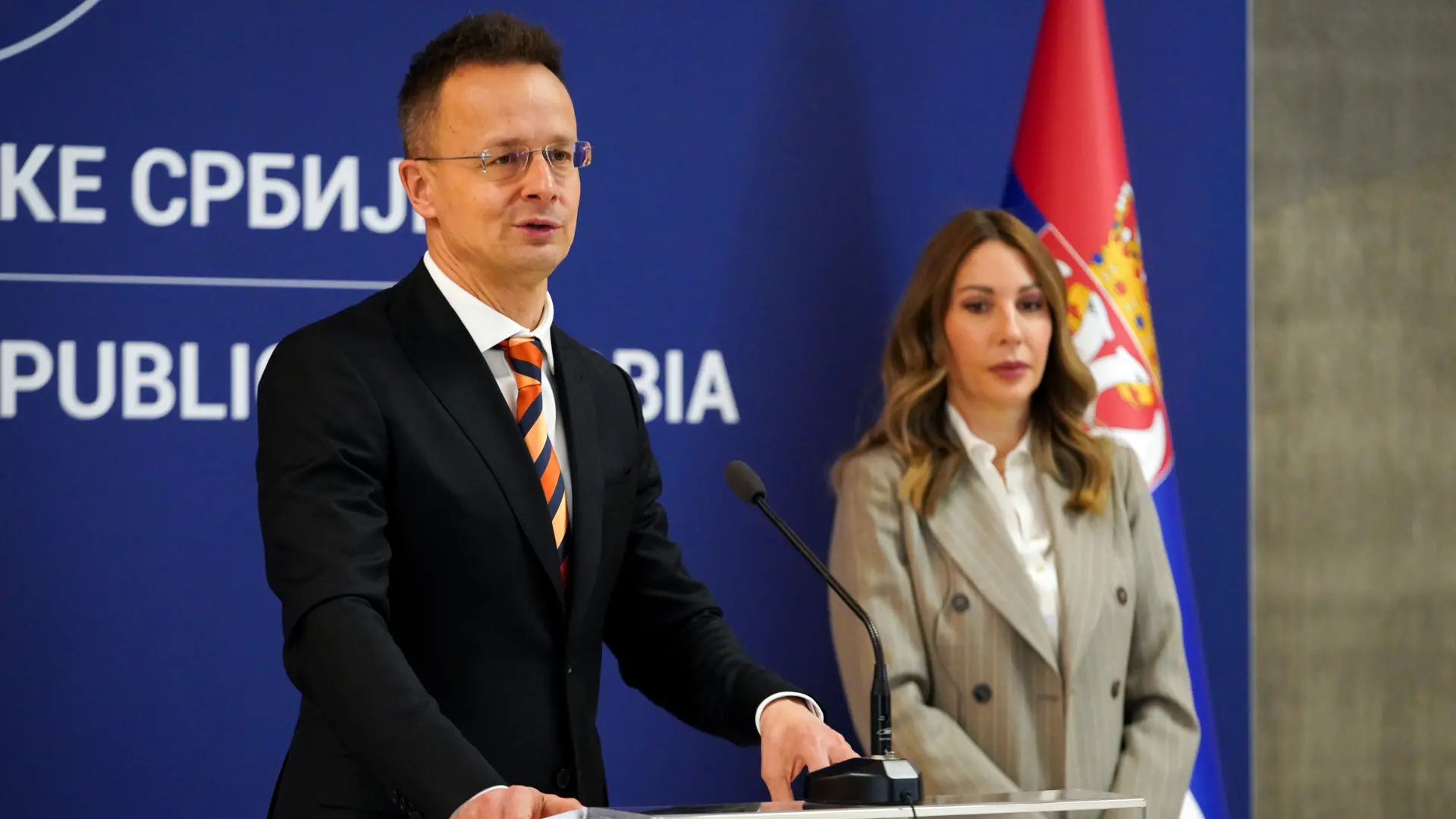 TANJUG, Dubravka Đedović Handanović, Peter Sijarto (3)-69a1beca78008.webp