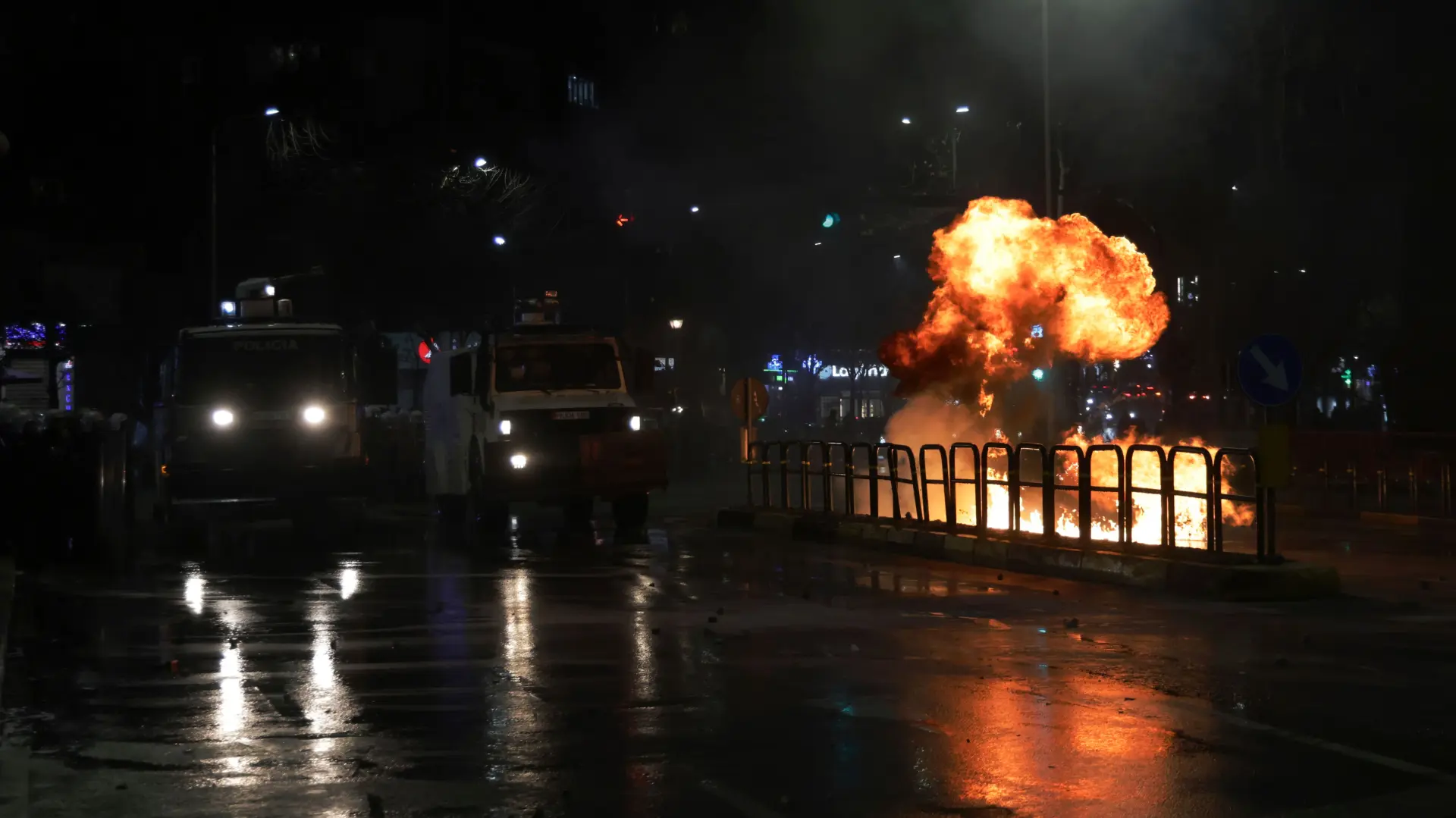 Tan2026-02-2020241852_1 tirana protest AP PhotoHameraldi Agolli-69a35d2be526d.webp