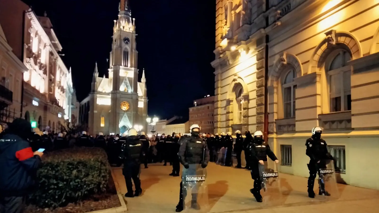 Tan2026-02-2220203866_4 protest novi sad dalje ruke od miletica-699b6eff6636d.webp