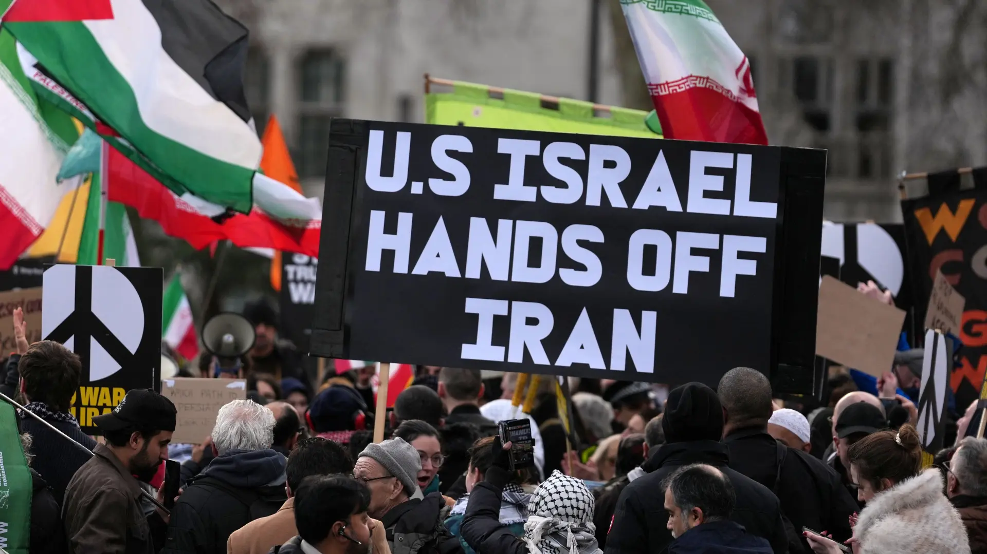 Tan2026-02-2817151993_4 iran napad AP PhotoAlastair Grant-69a3369e2e2c1.webp