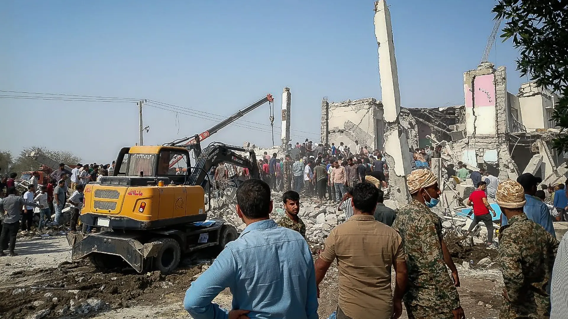 Tan2026-02-2817172763_6 iran napad na zensku skolu minab ISNA via AP-69a327c913bbd.webp