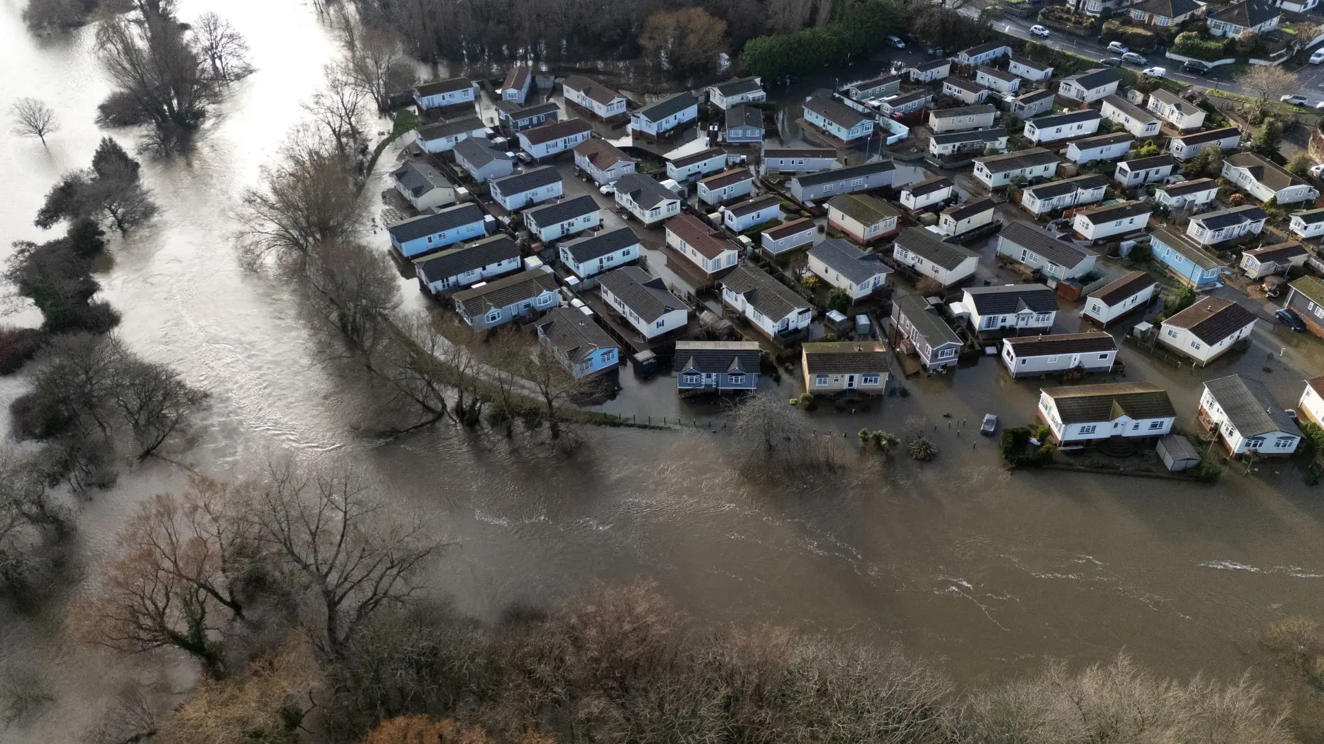 Velika Britanija Engleska poplave nevreme-698726a1e9fb6.webp