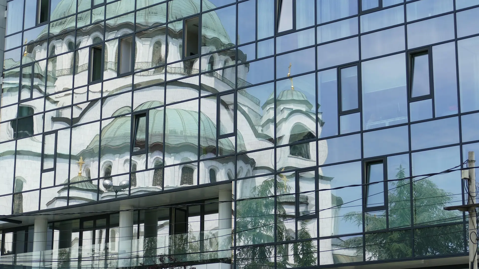 beograd hram svetog save pixabay-6980a920792a0.webp