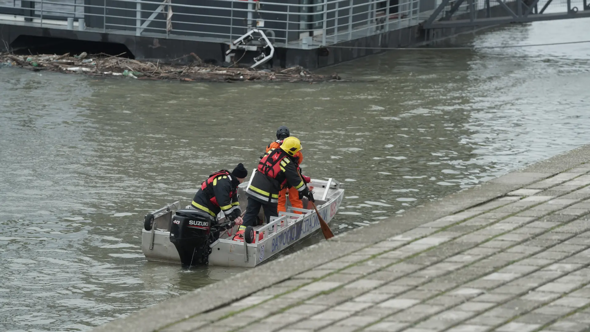izvlačenje automobila Ada Huja dunav vatrogasci ronioci policija (2)-69948d52364e1.webp