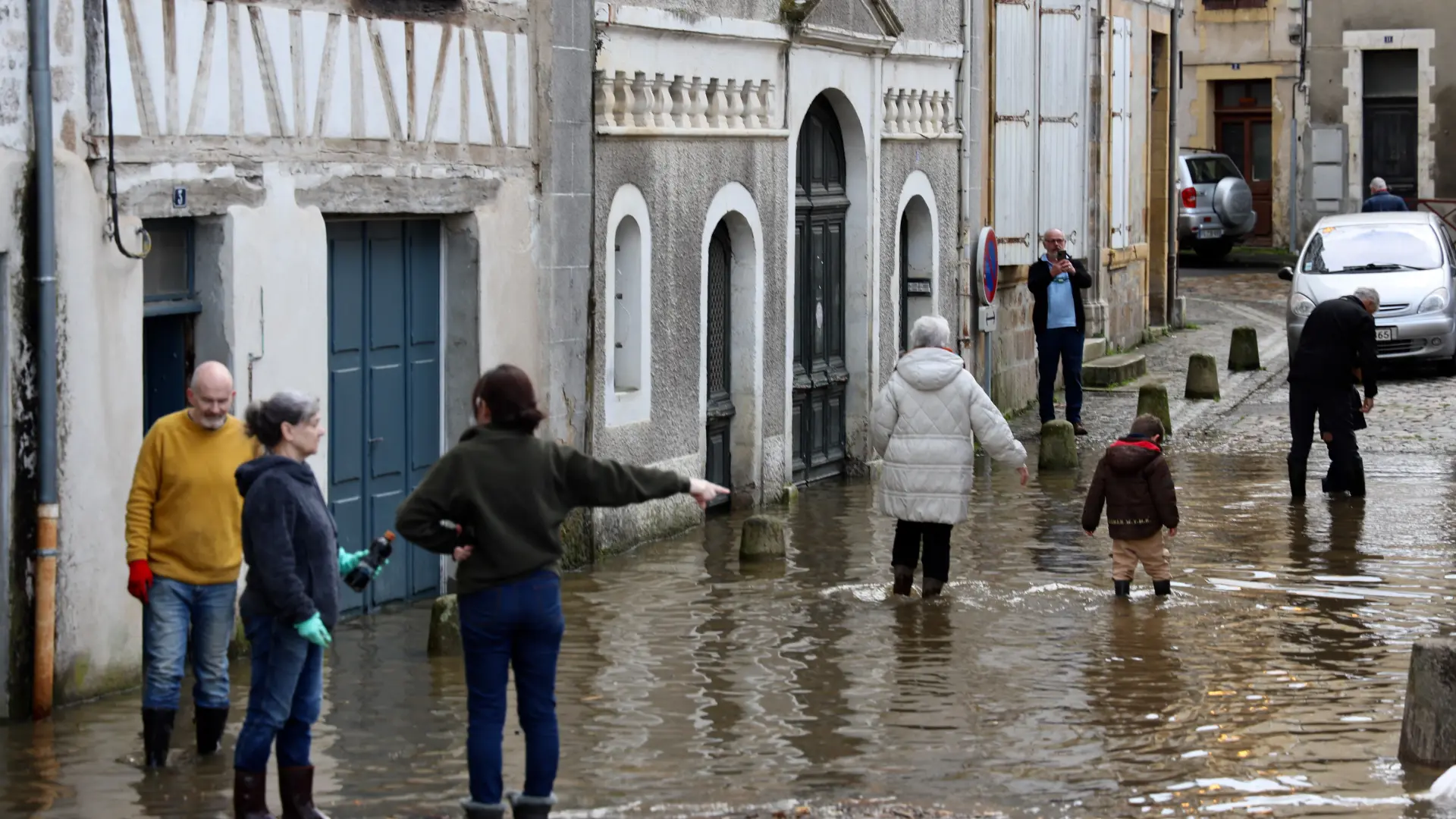 oluja nils Francuska AP PhotoYohan Bonnet-699032dbf3f5c.webp