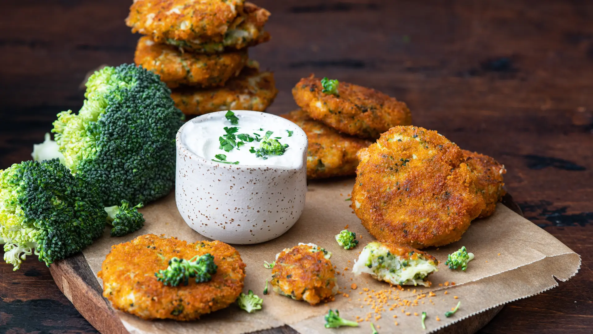 shutterstock_2268539269 posne pljeskavice bes mesa veganske vegeterijanske vegan brokoli-69a18d01748b8.webp