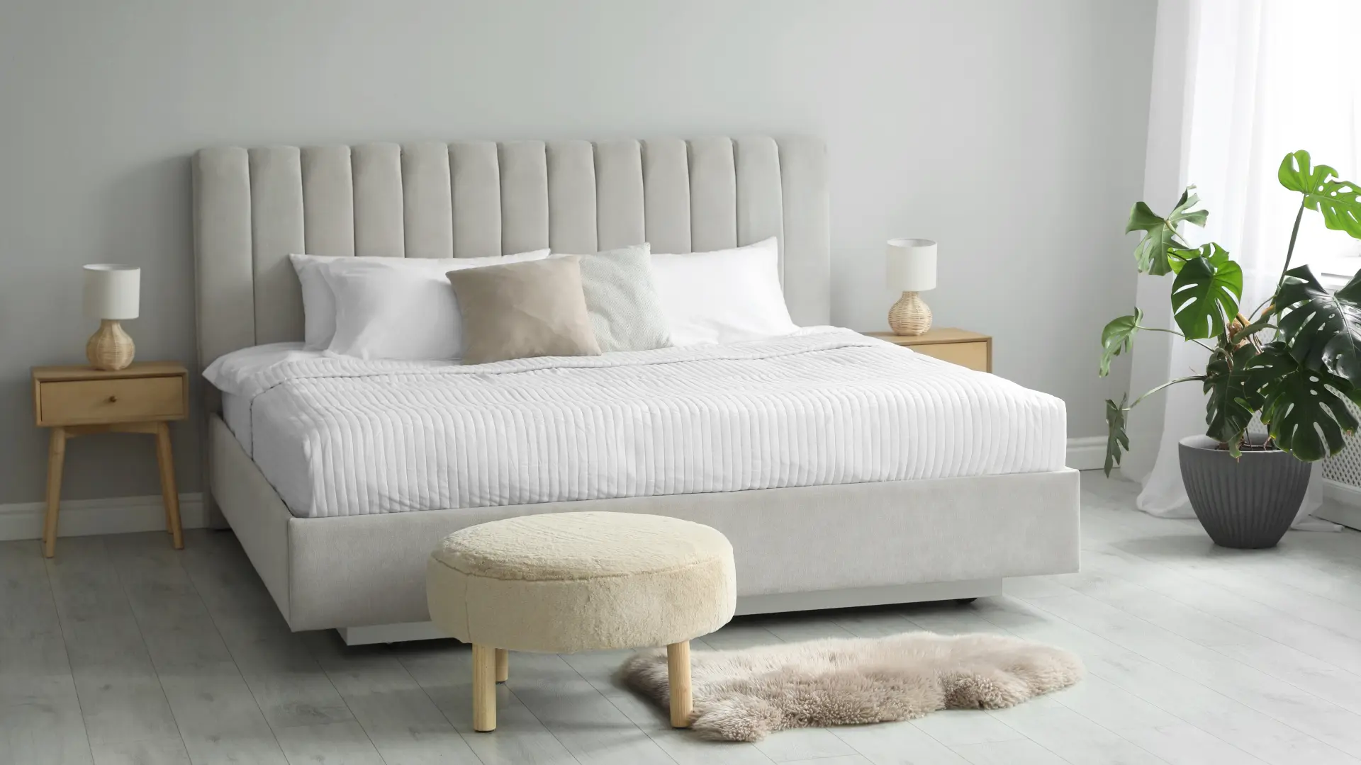 shutterstock_2500223691 spavaća soba-69a34261807cf.webp