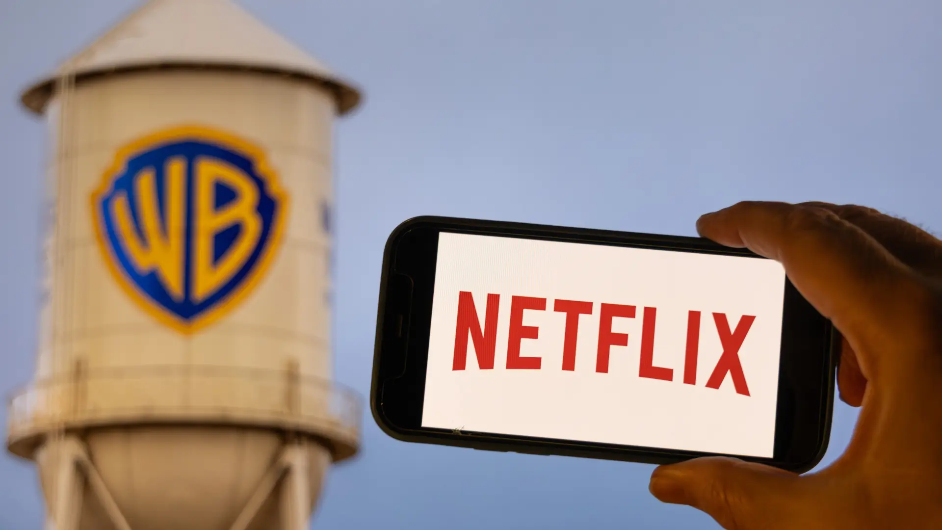 shutterstock_2711997831 WB warner bros netfliks netflix-69a1c82febb95.webp