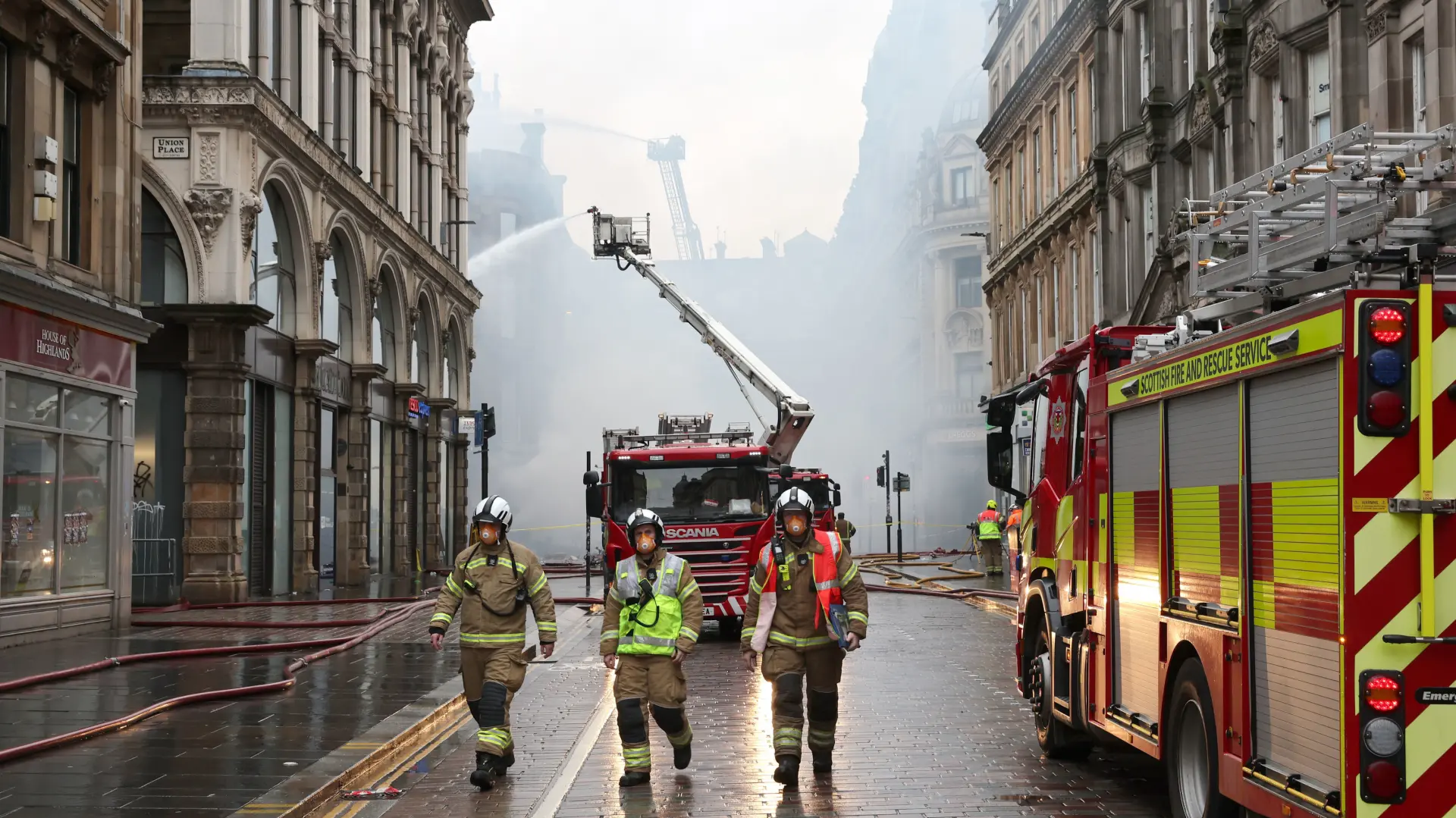 AP, Železnička stanica Glazgov, Škotska-69aeb77b8e227.webp