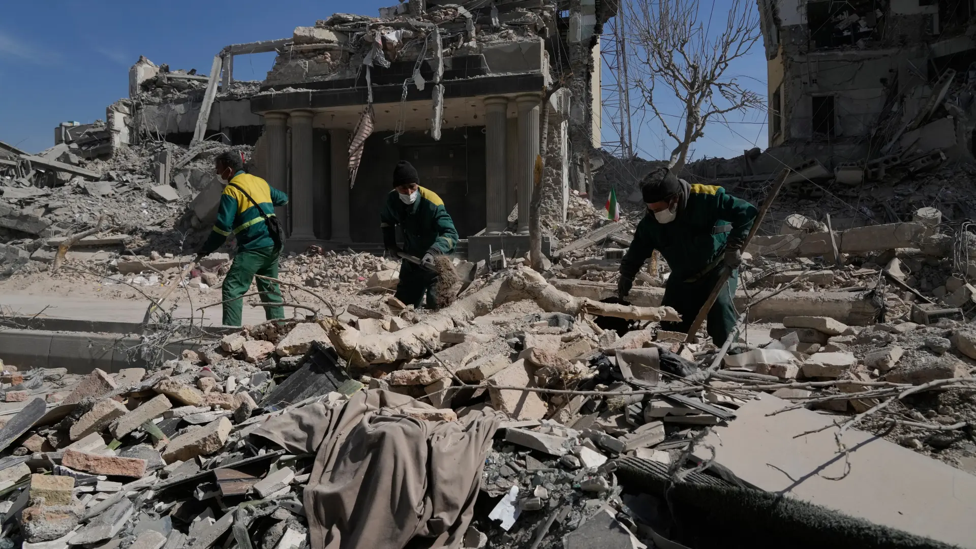 AP, Iran, Teheran, Ruševine-69ad8a7ac2dd8.webp