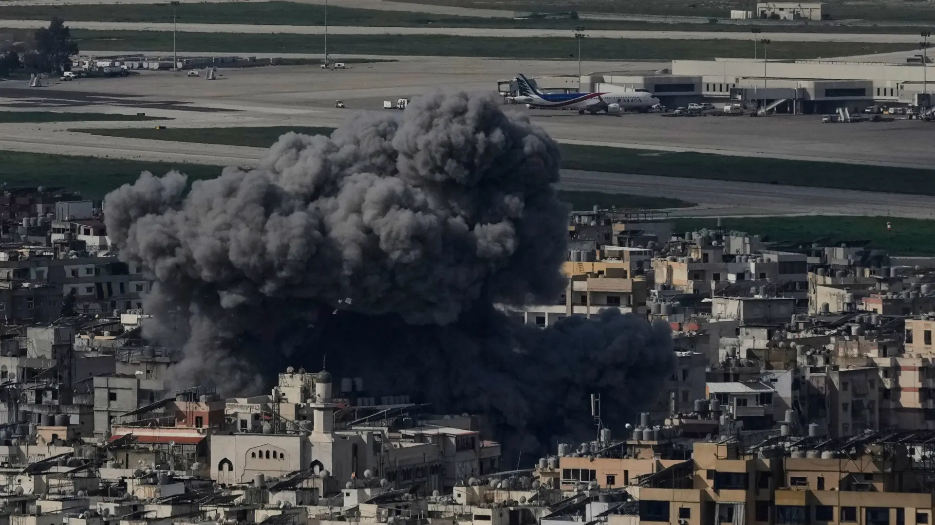 AP, Liban, Bejrut, aerodrom, napad Izraela-69a7f763730f4.webp