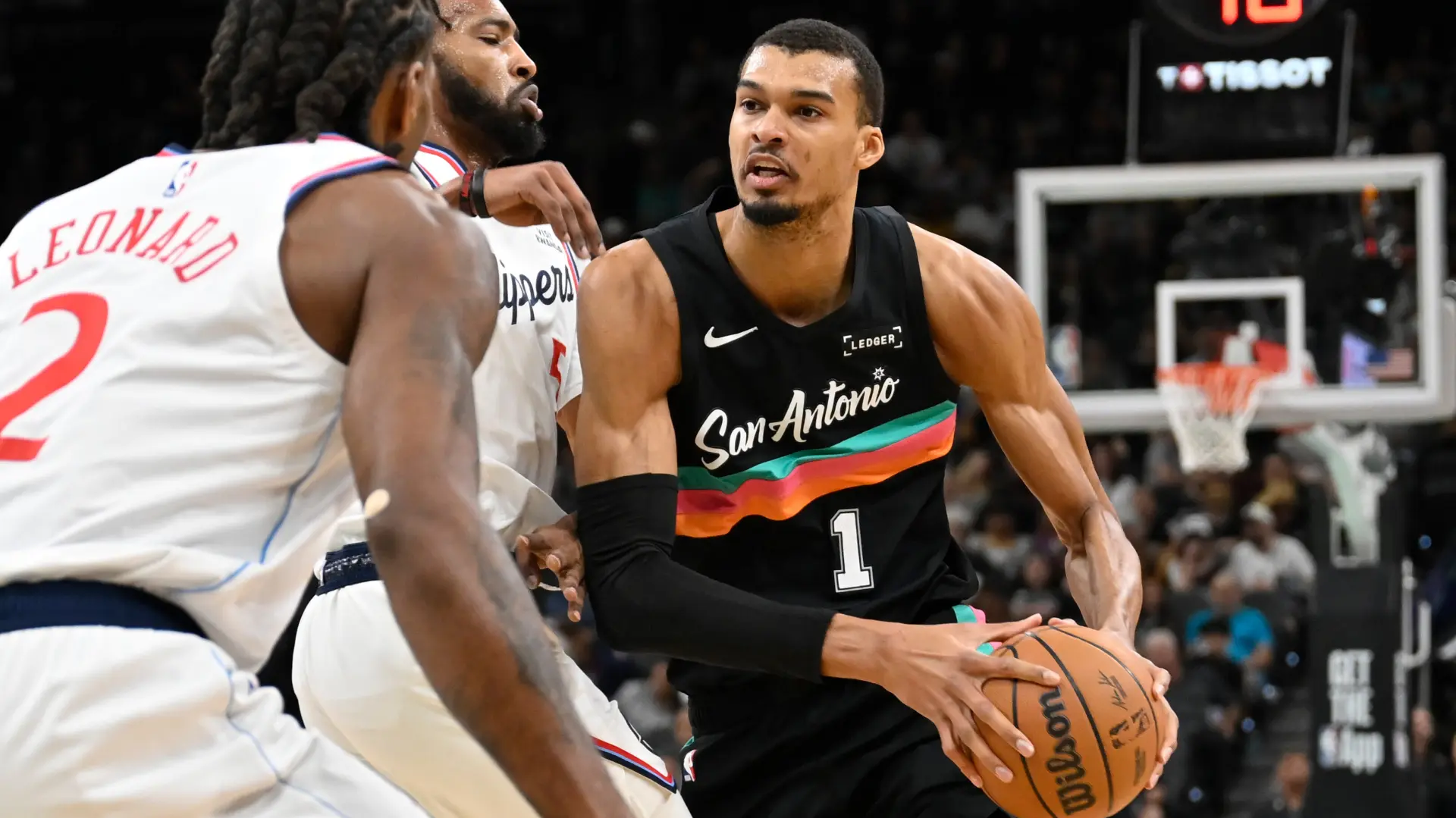 AP, Viktor Vembanjama-69abed23a38f6.webp