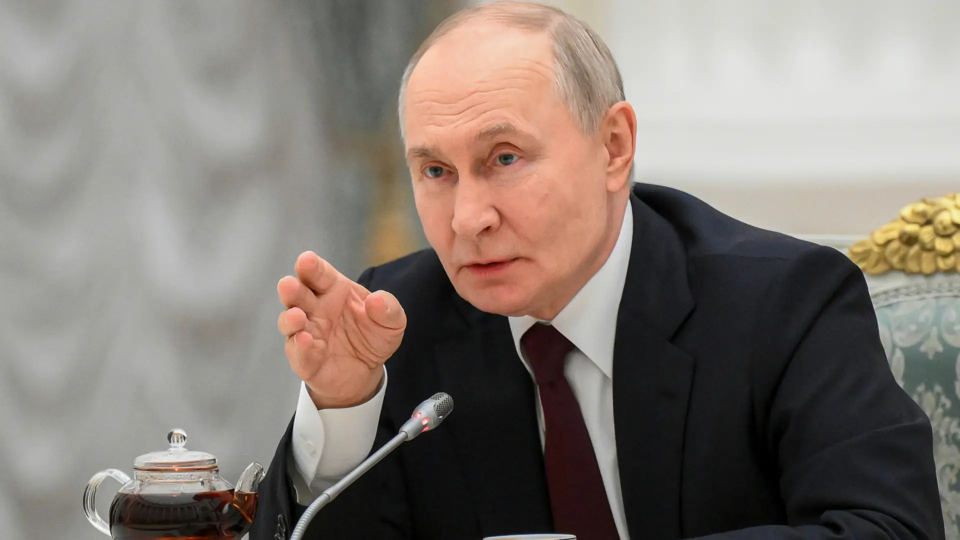 AP, Vladimir Putin-69abd0785f38a.webp
