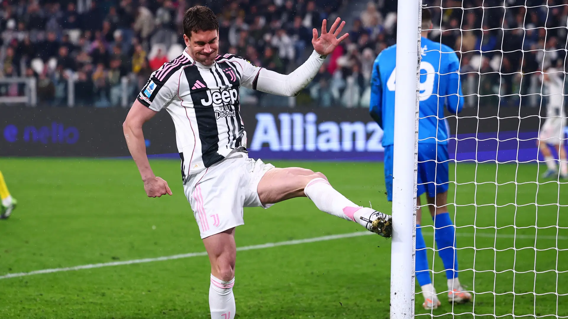 Dušan Vlahović REUTERS Guglielmo Mangiapane (2)-69bf9f0dd5eab.webp